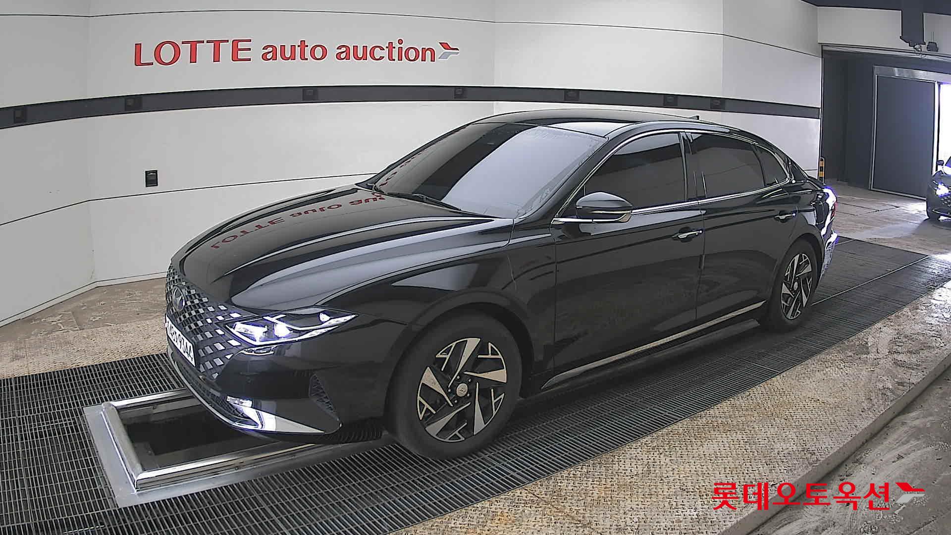 هيونداي أزيرا