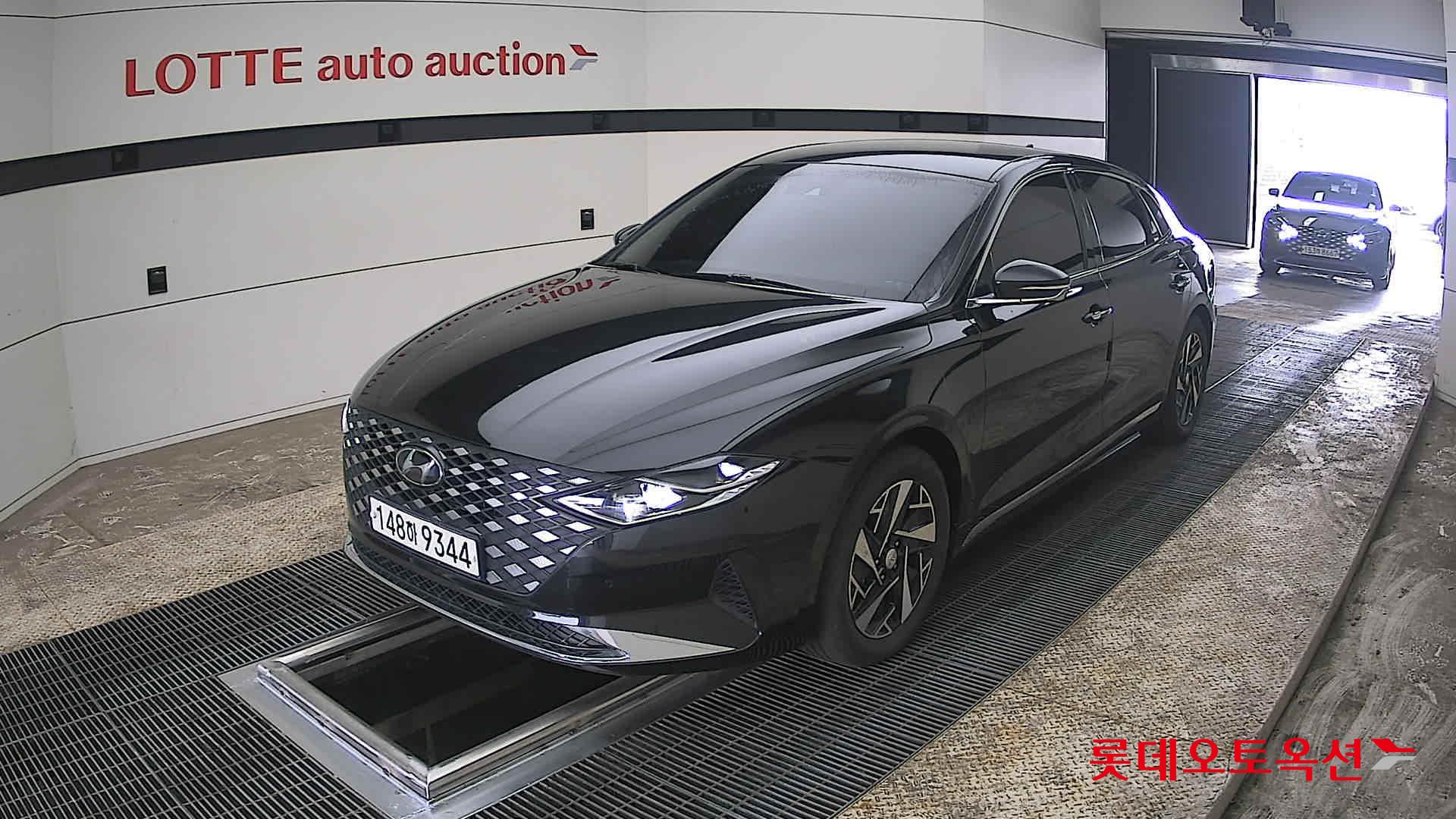 هيونداي أزيرا