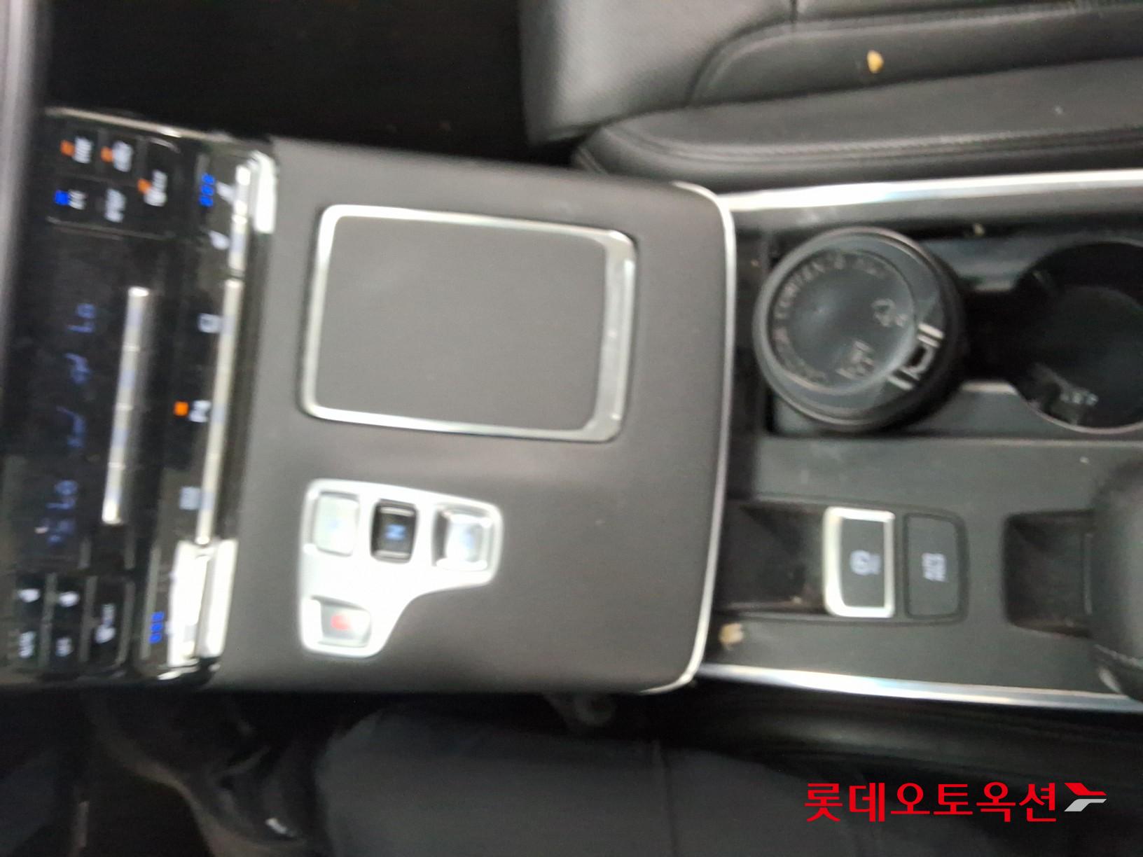 هيونداي أزيرا