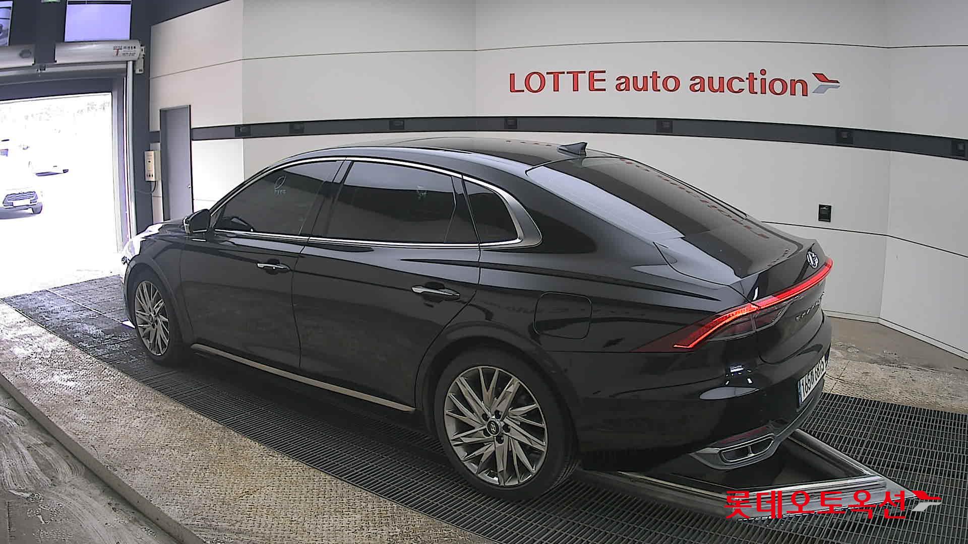 هيونداي أزيرا