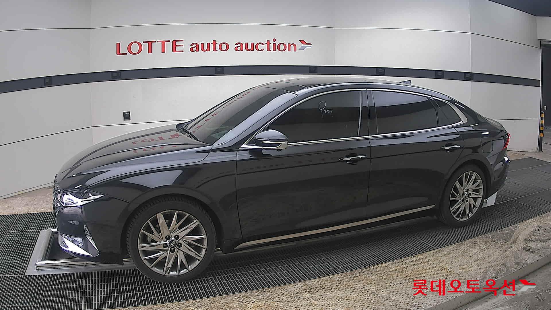 هيونداي أزيرا