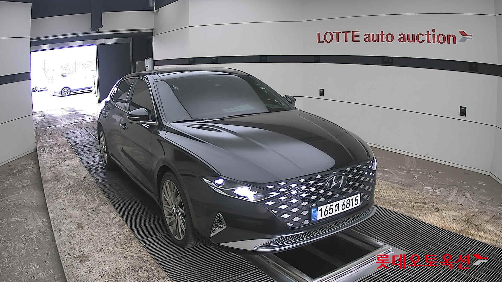 هيونداي أزيرا