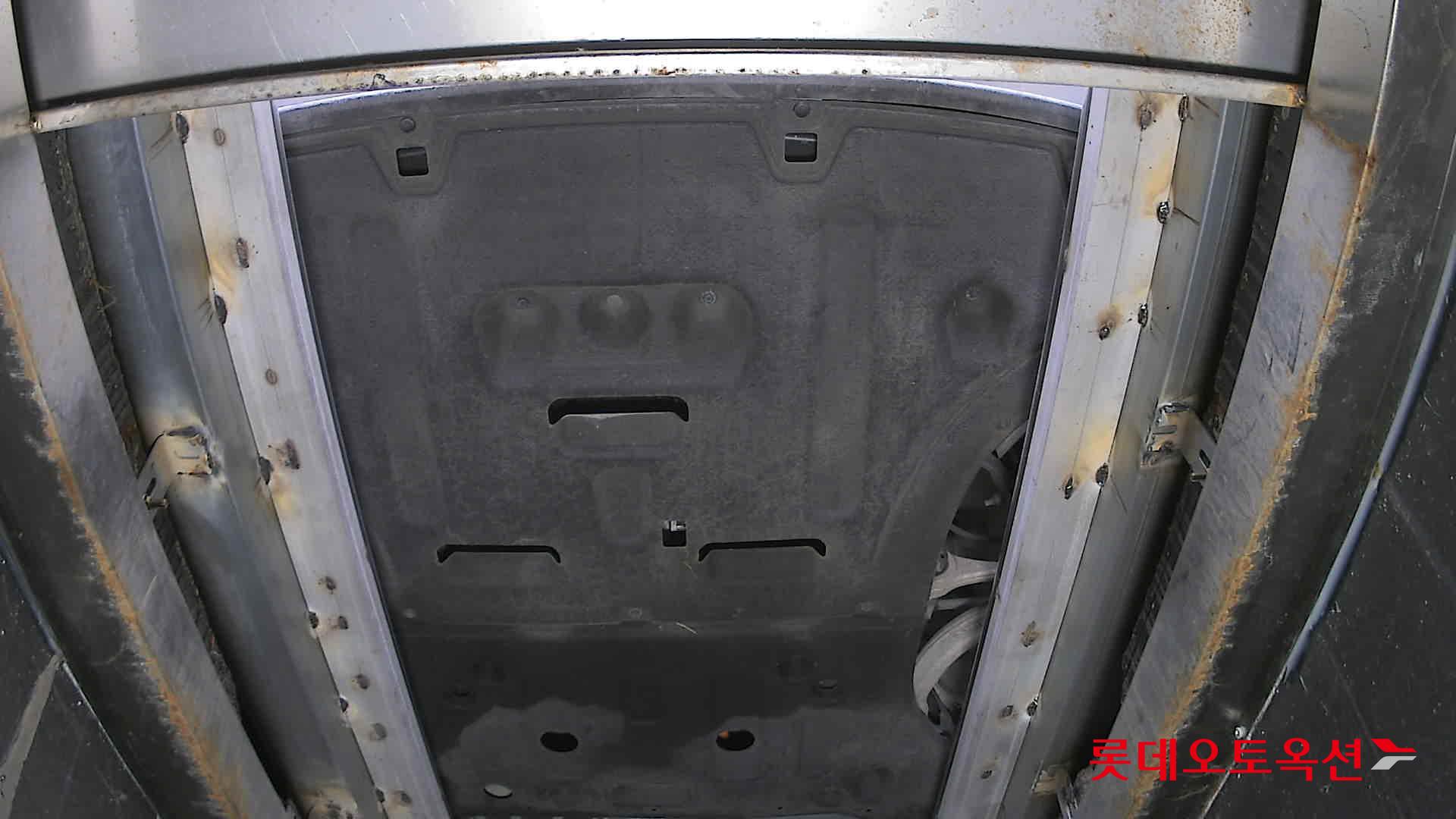 جينسس جي في 60