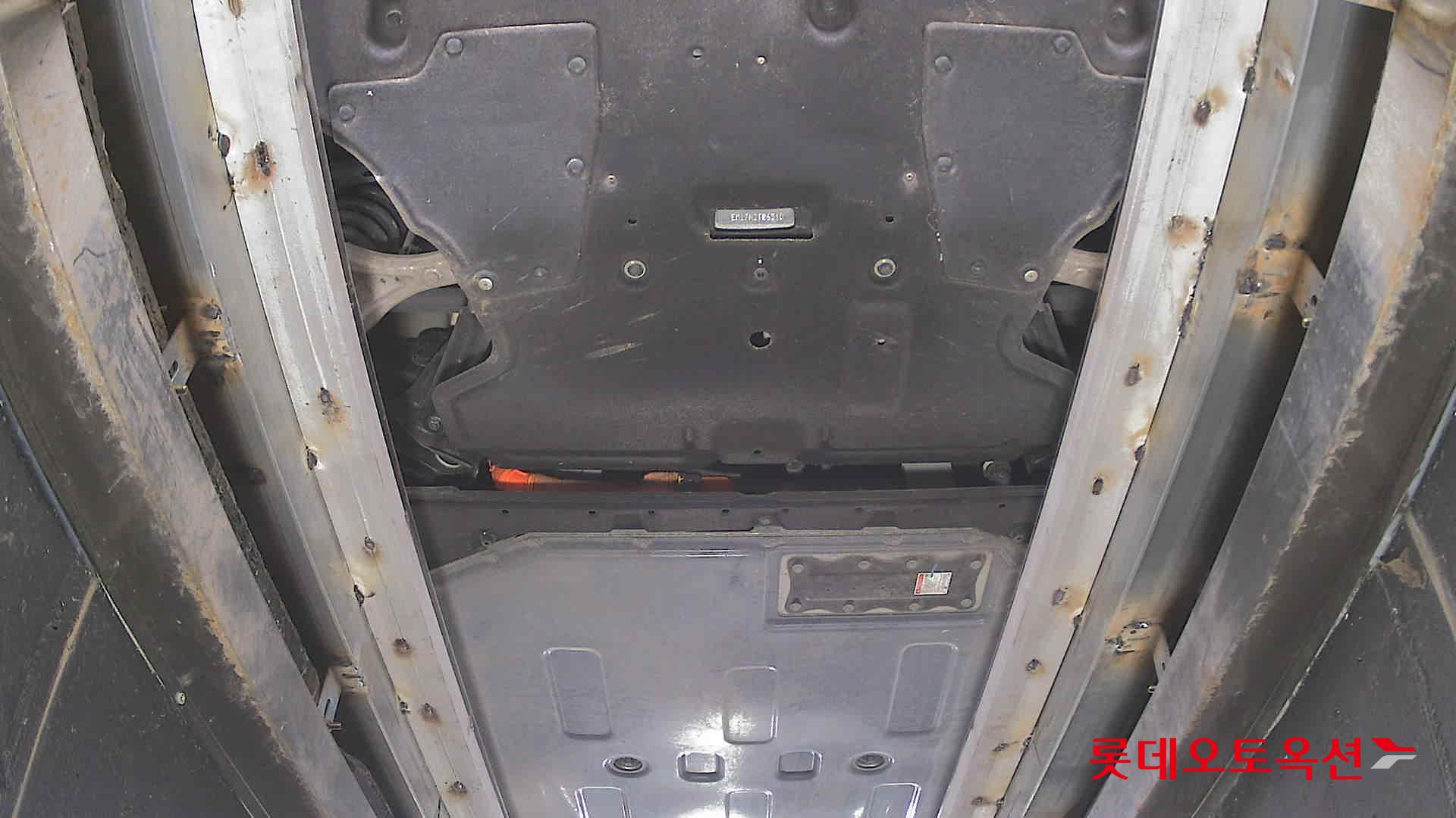 جينسس جي في 60