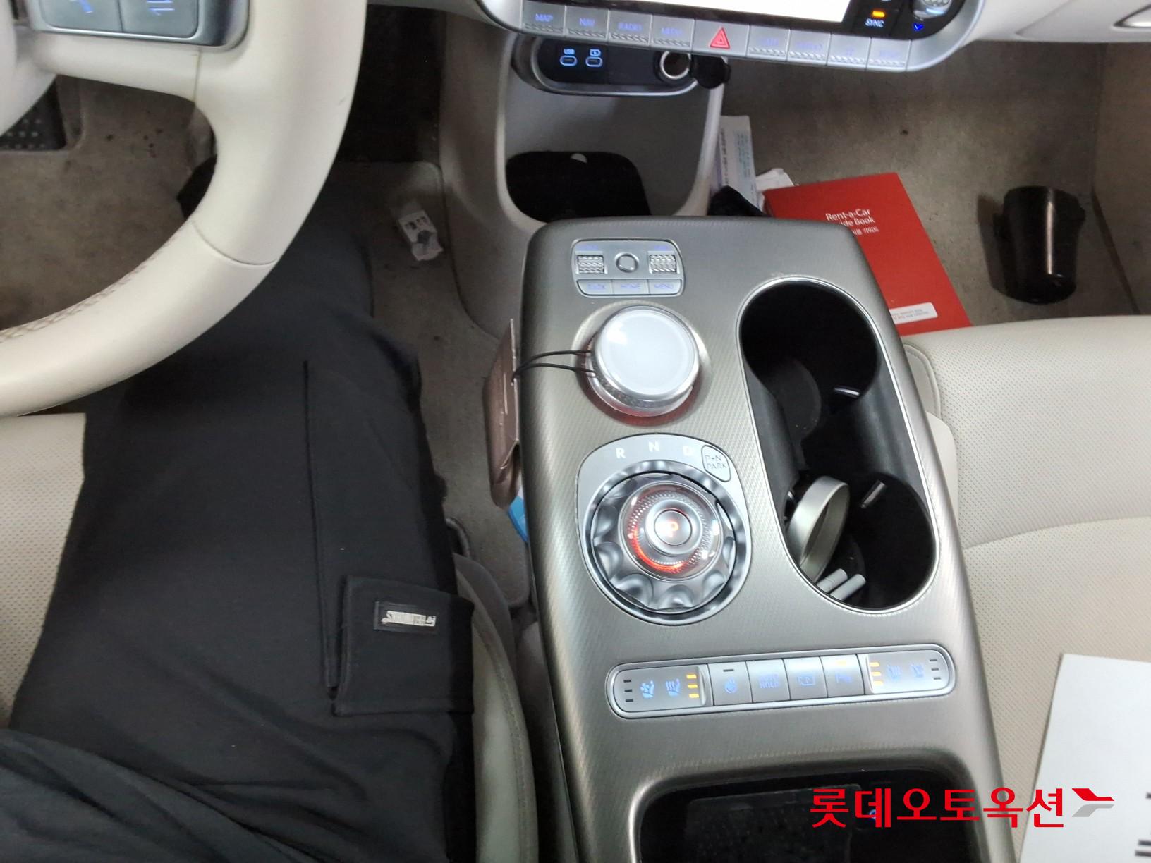 جينسس جي في 60