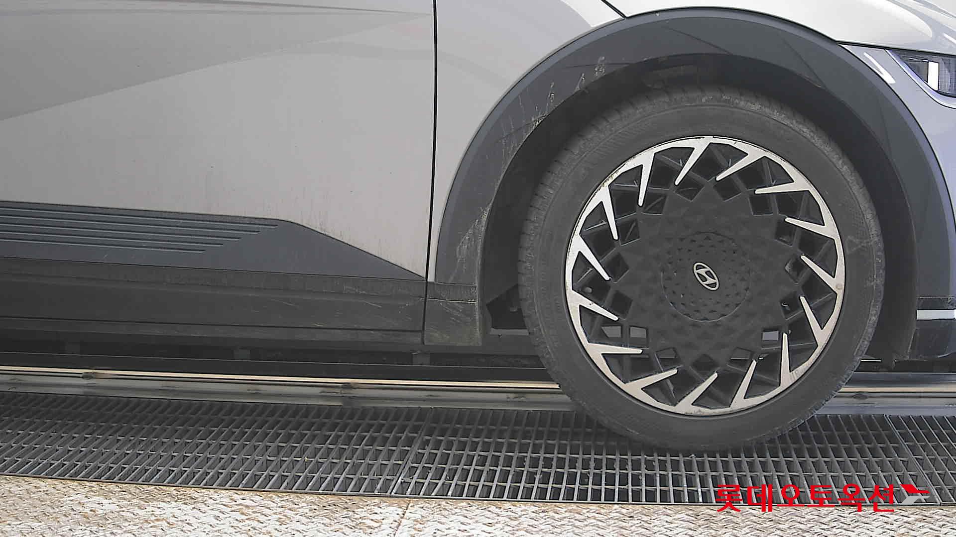 هيونداي أيونيك