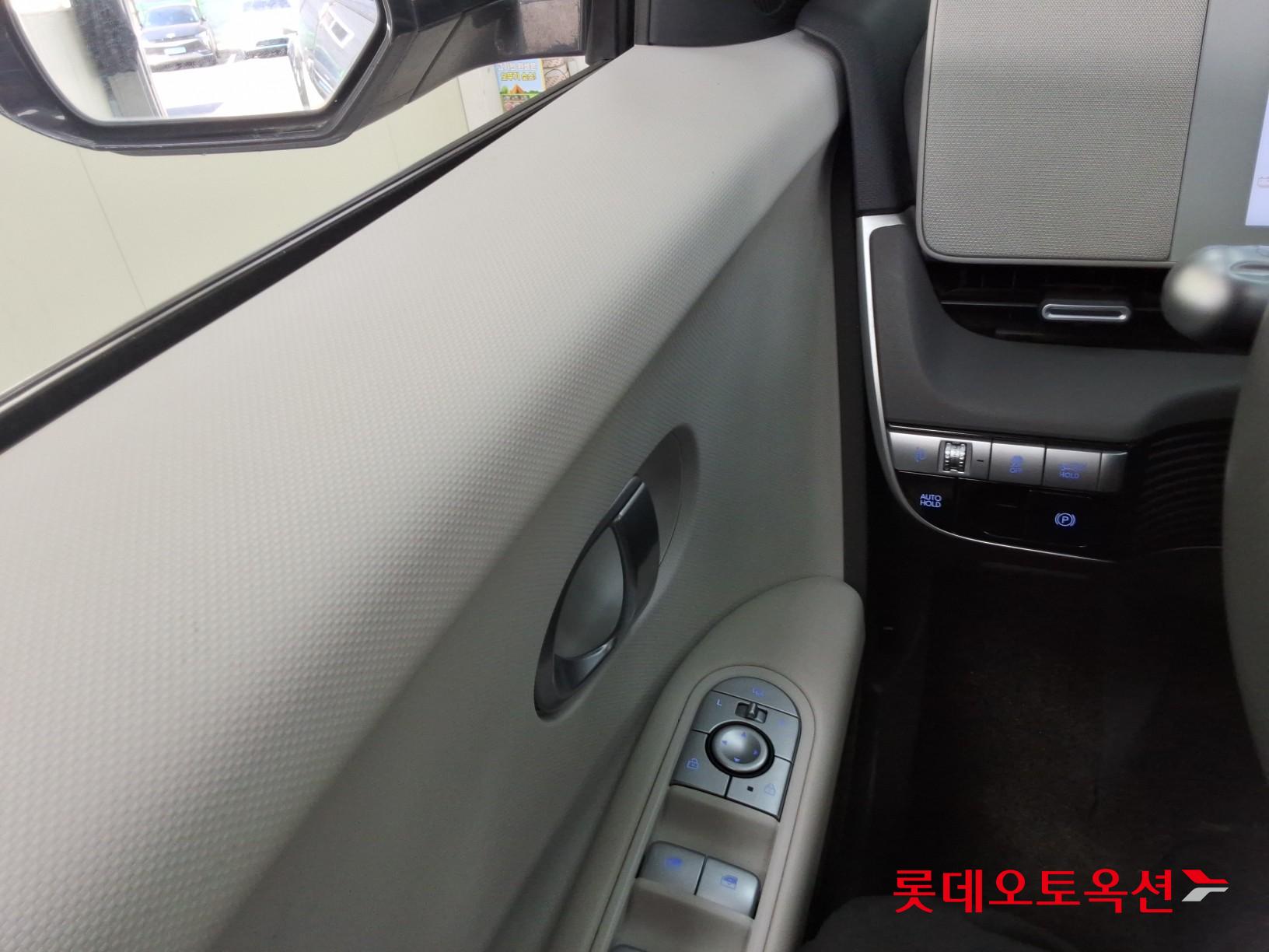 هيونداي أيونيك