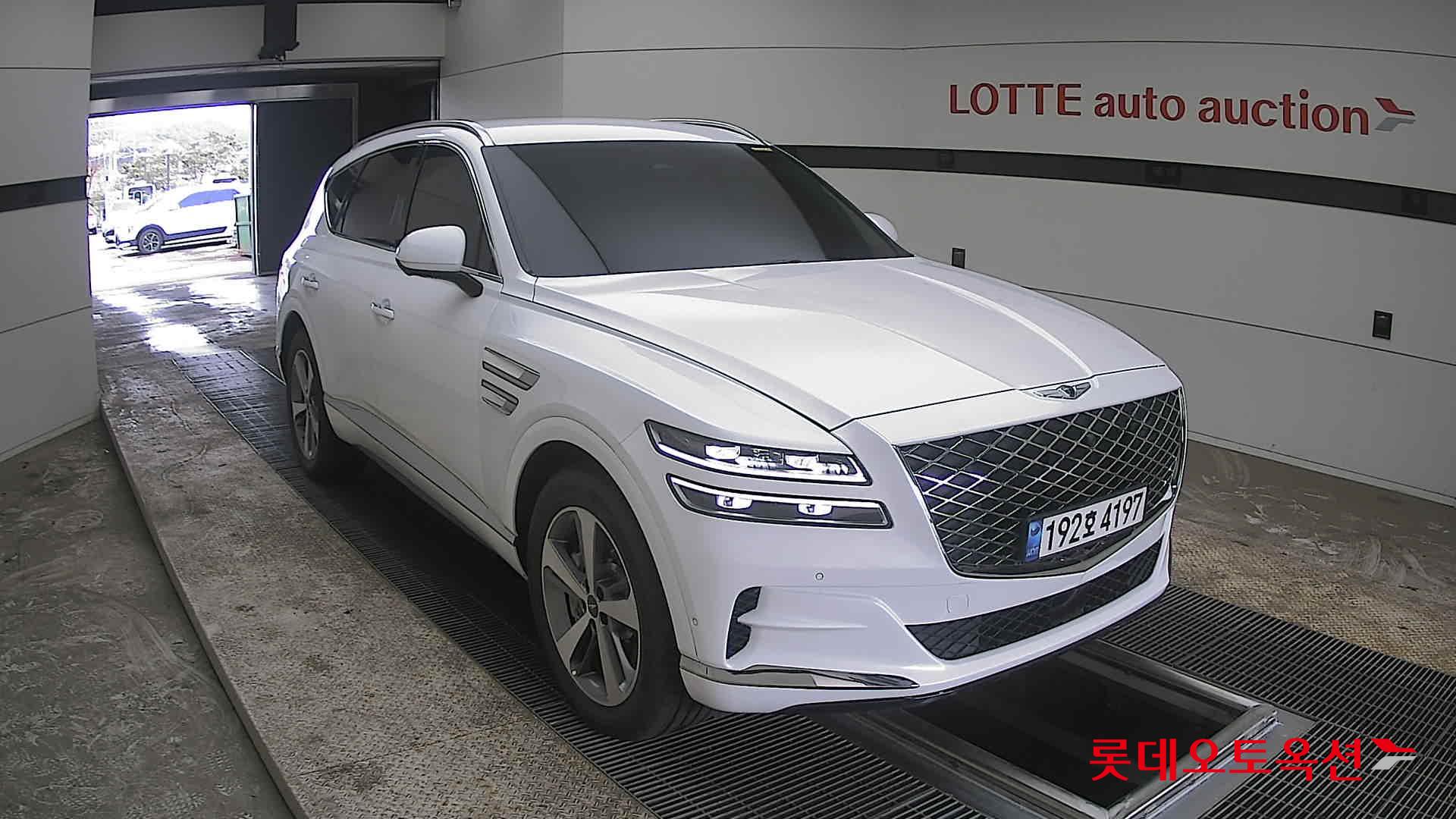 جينسس جي في 80