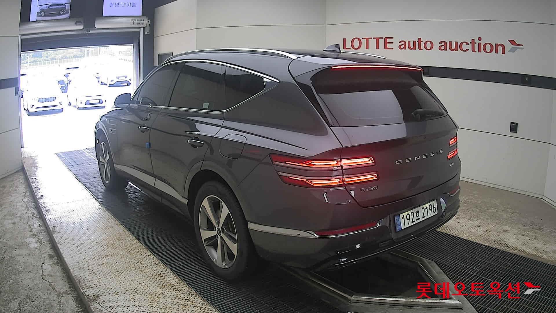 2022 - genesis gv80