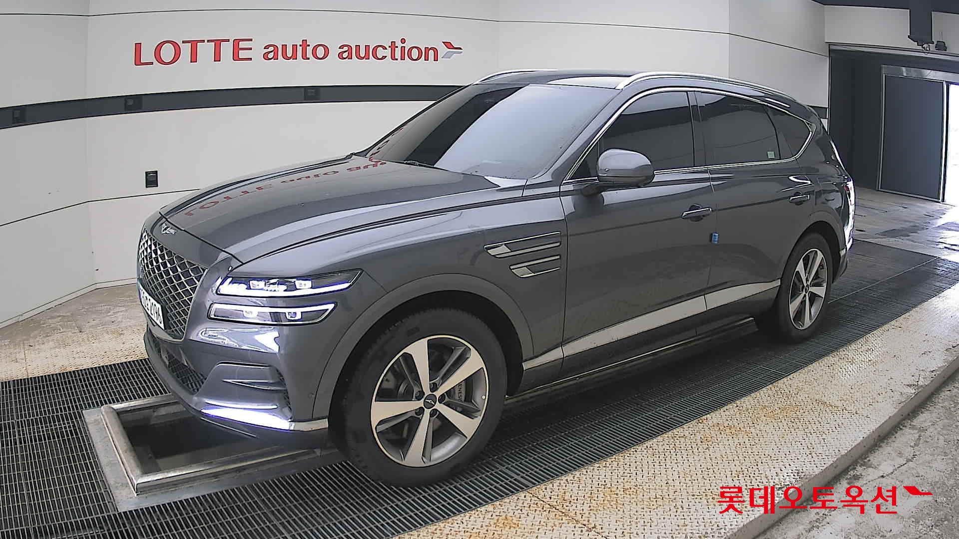 2022 - genesis gv80