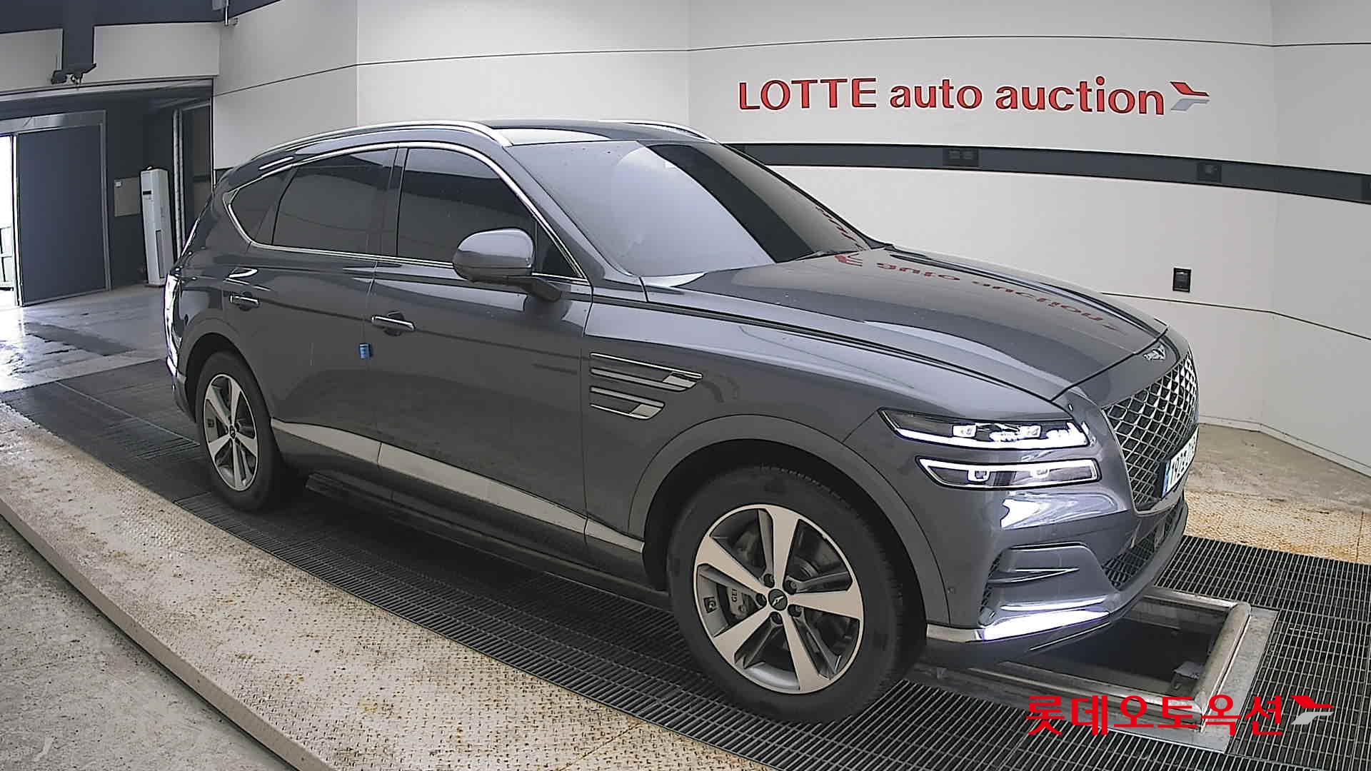 2022 - genesis gv80