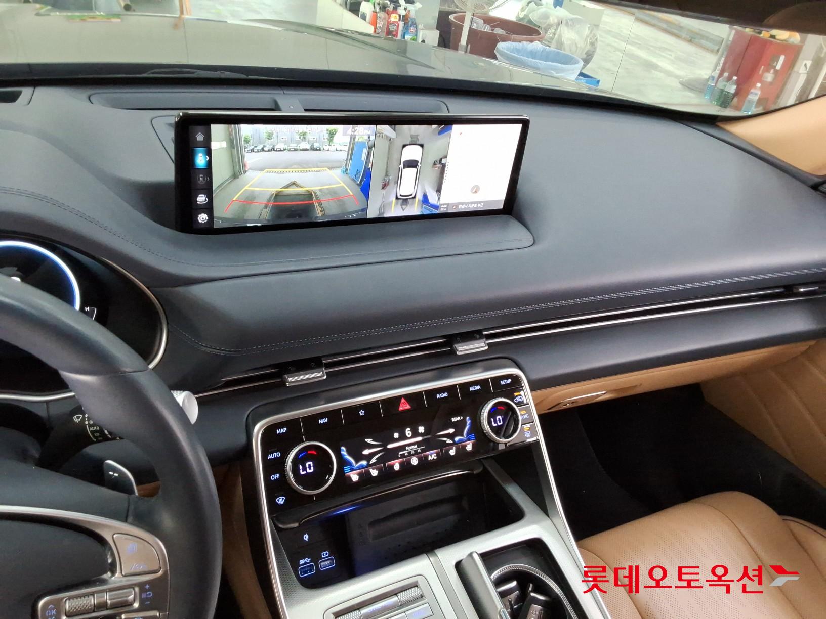 2022 - genesis gv80