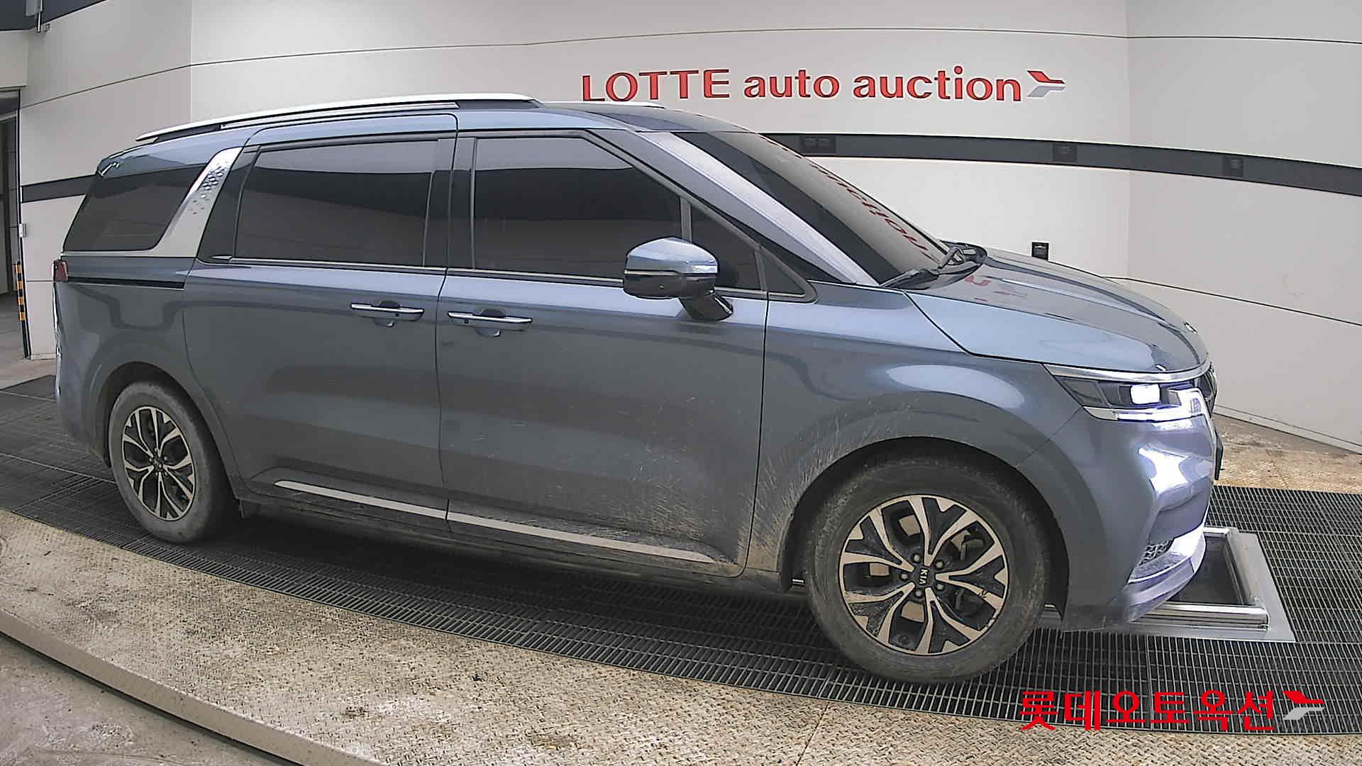 كيا كارنفال