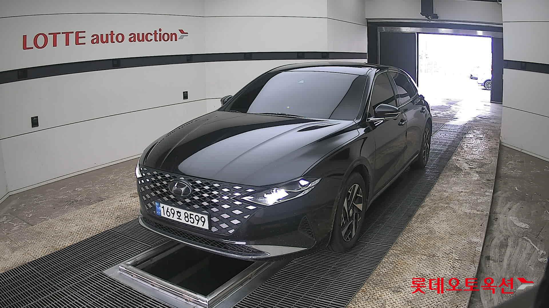 هيونداي أزيرا