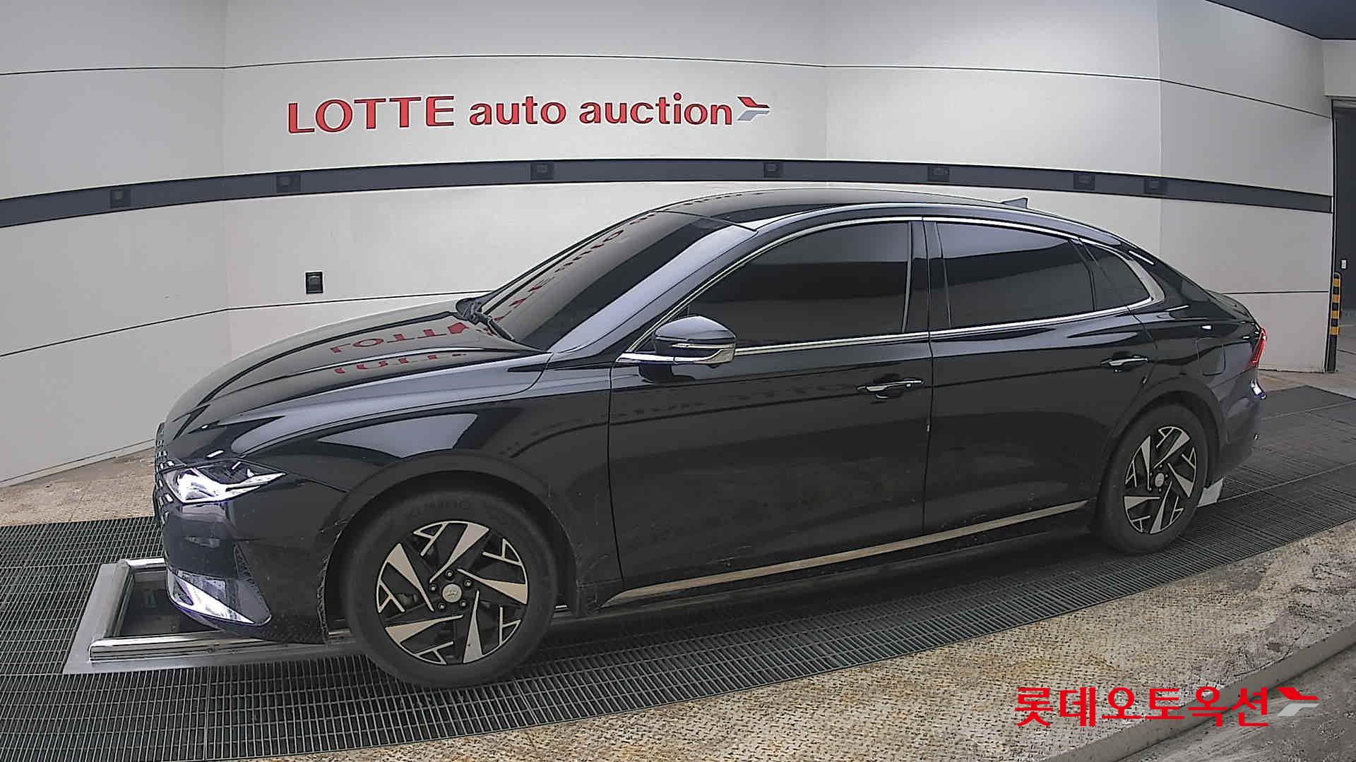 هيونداي أزيرا