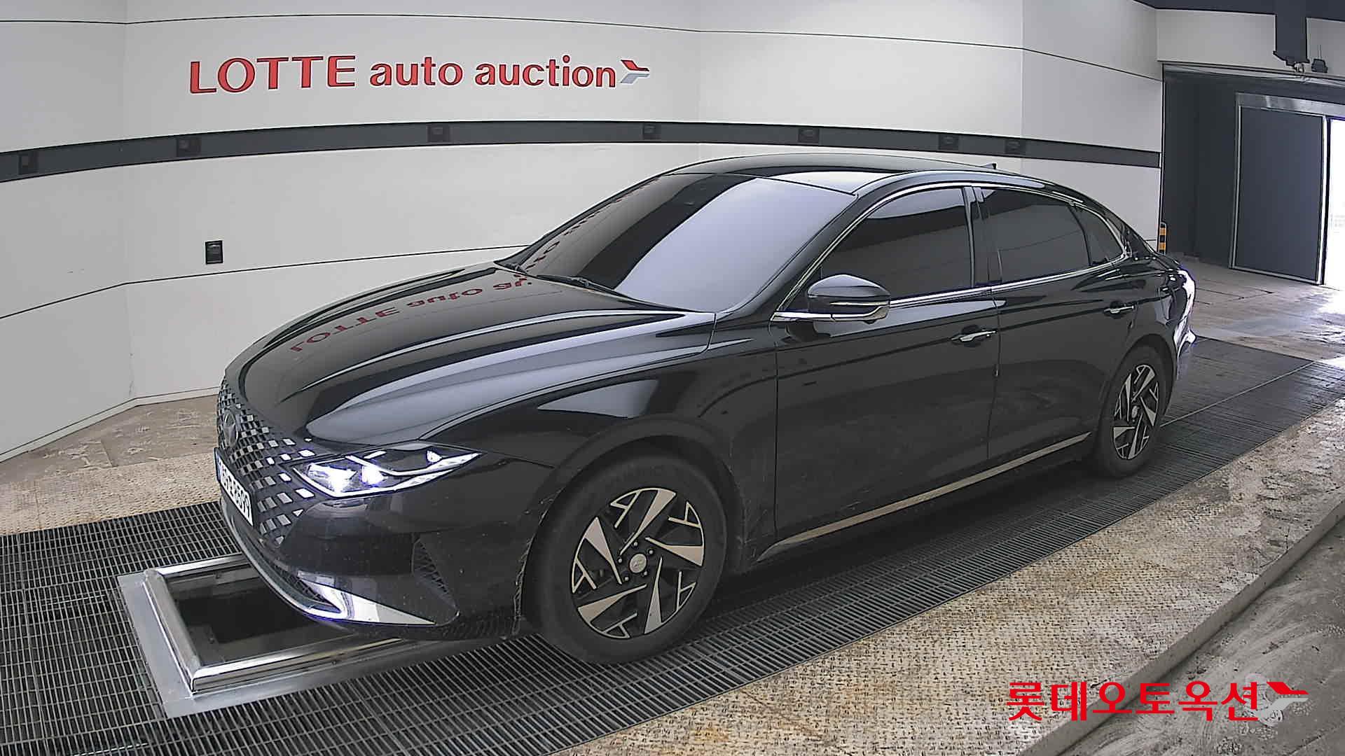 هيونداي أزيرا