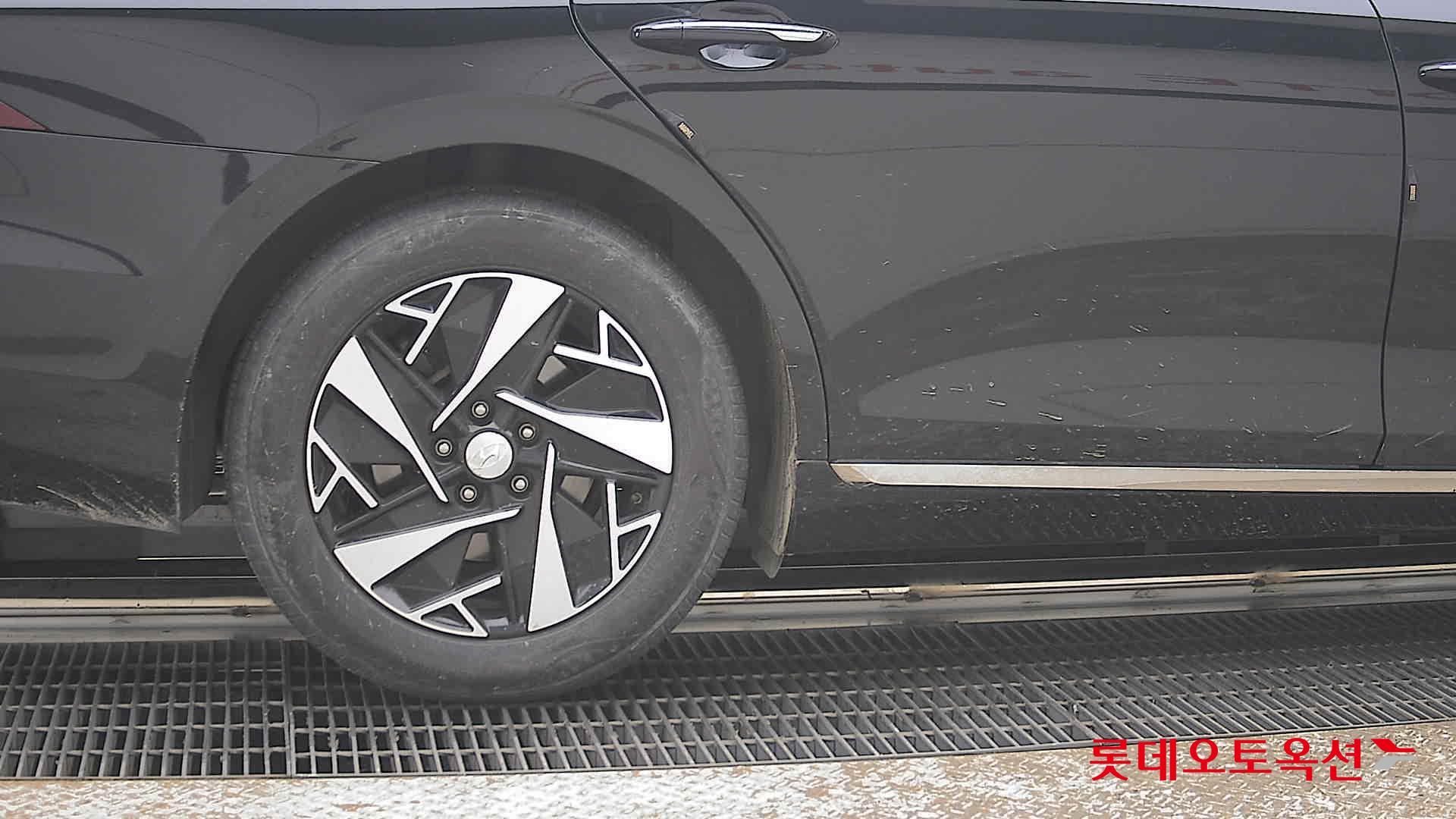 هيونداي أزيرا