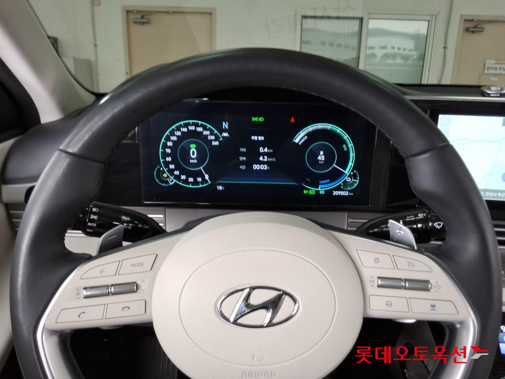 هيونداي أزيرا