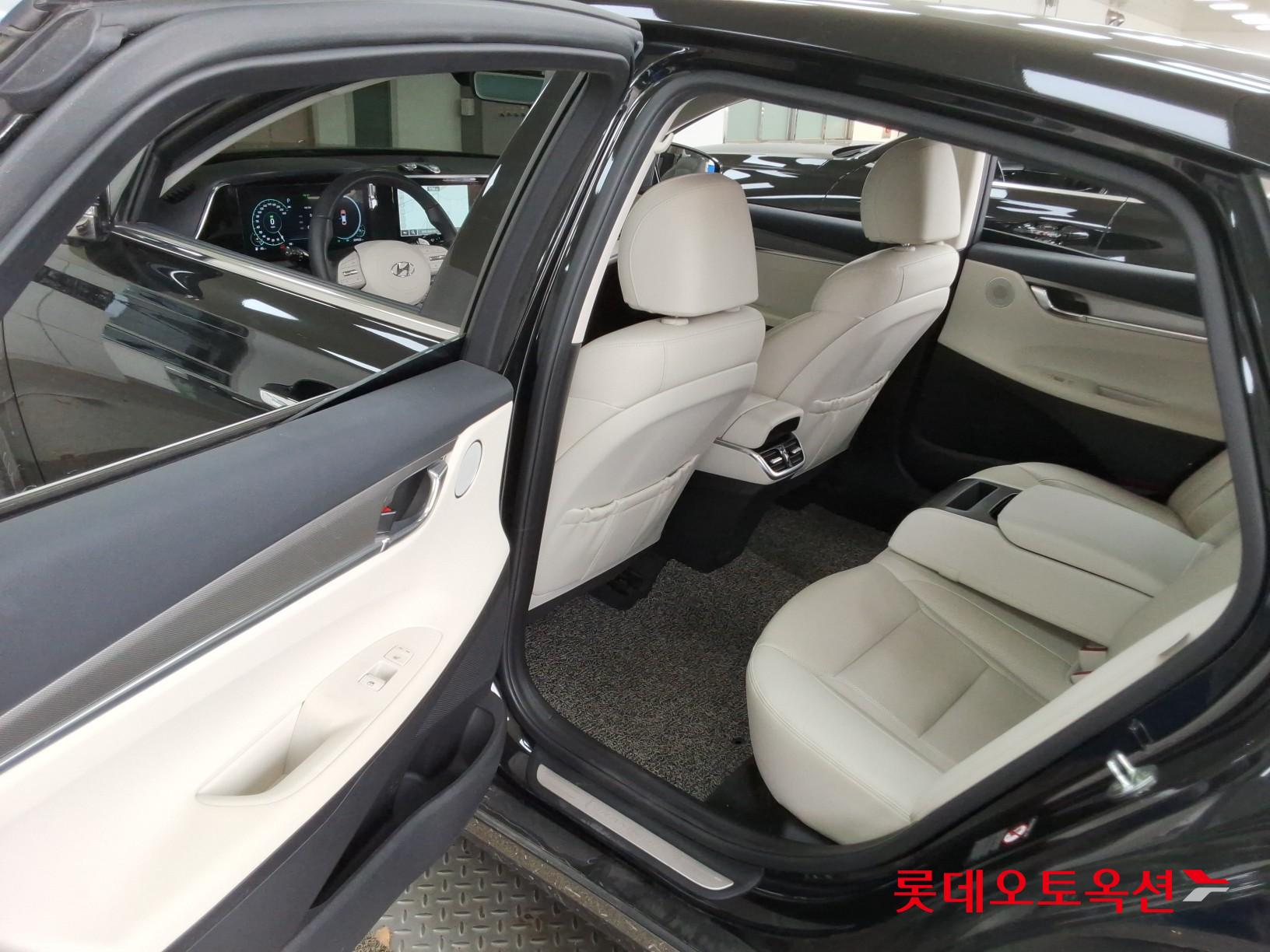 هيونداي أزيرا