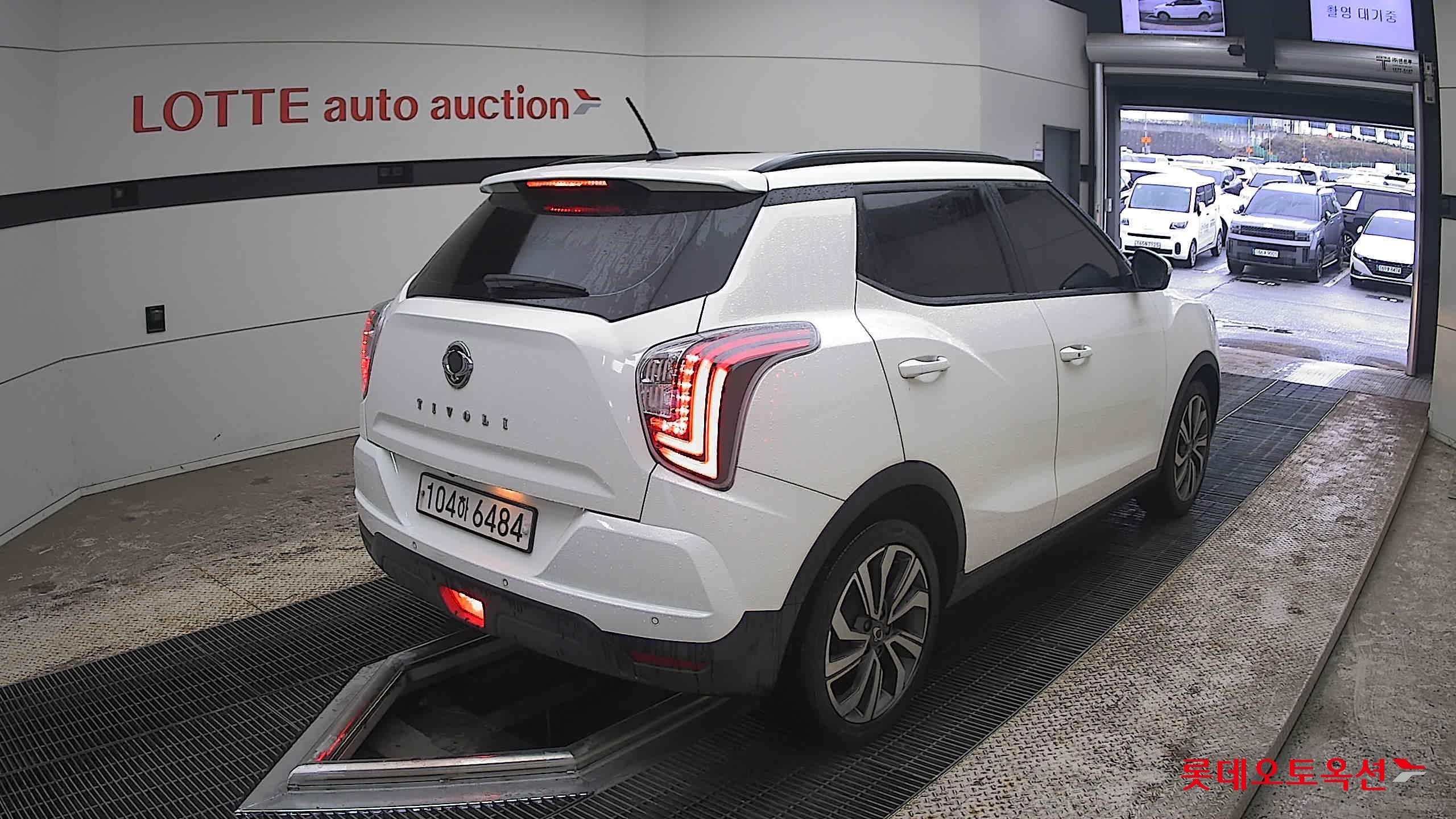 KG Mobility Tivoli - 5
