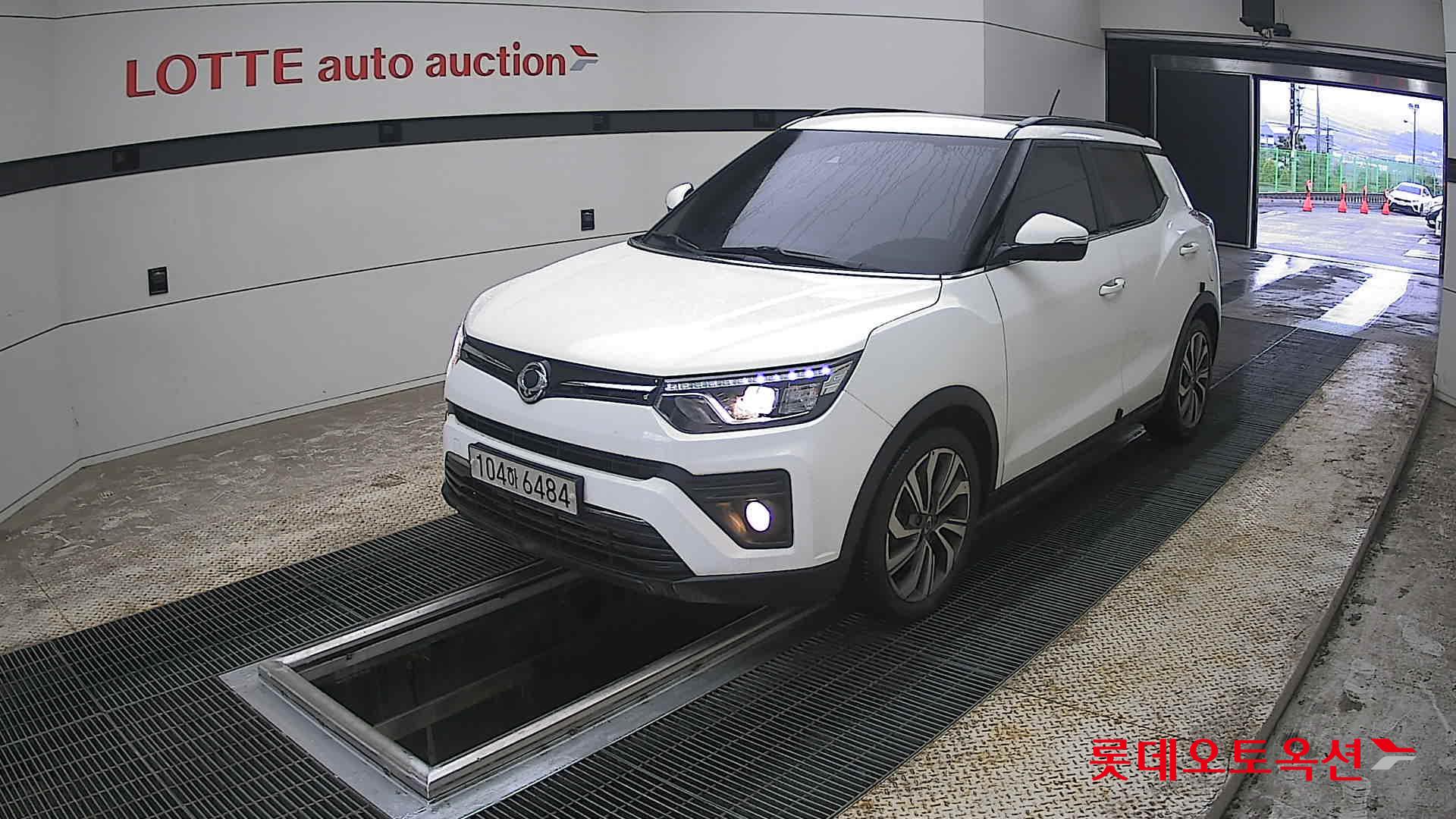 KG Mobility Tivoli - 3