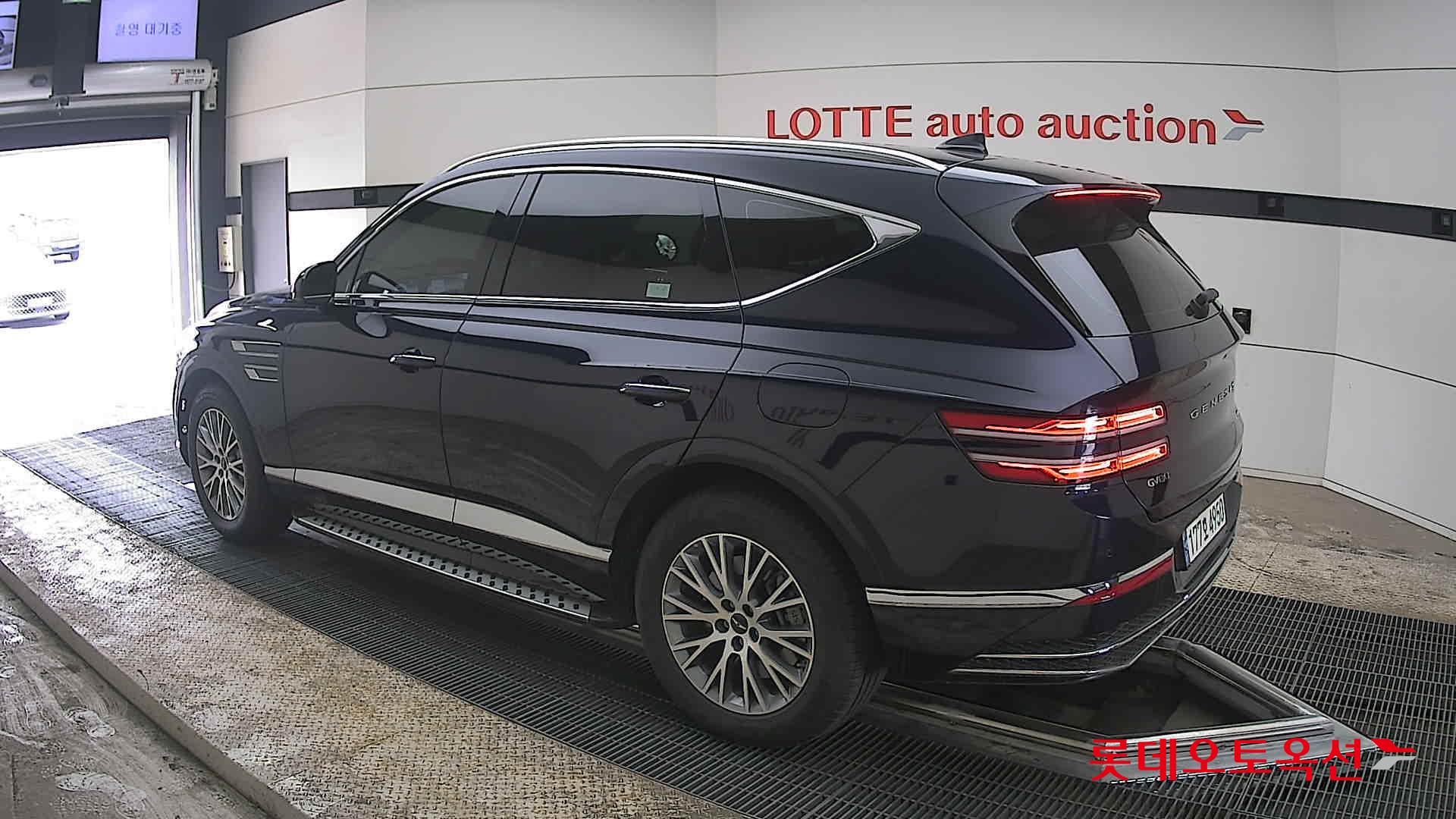 جينسس جي في 80