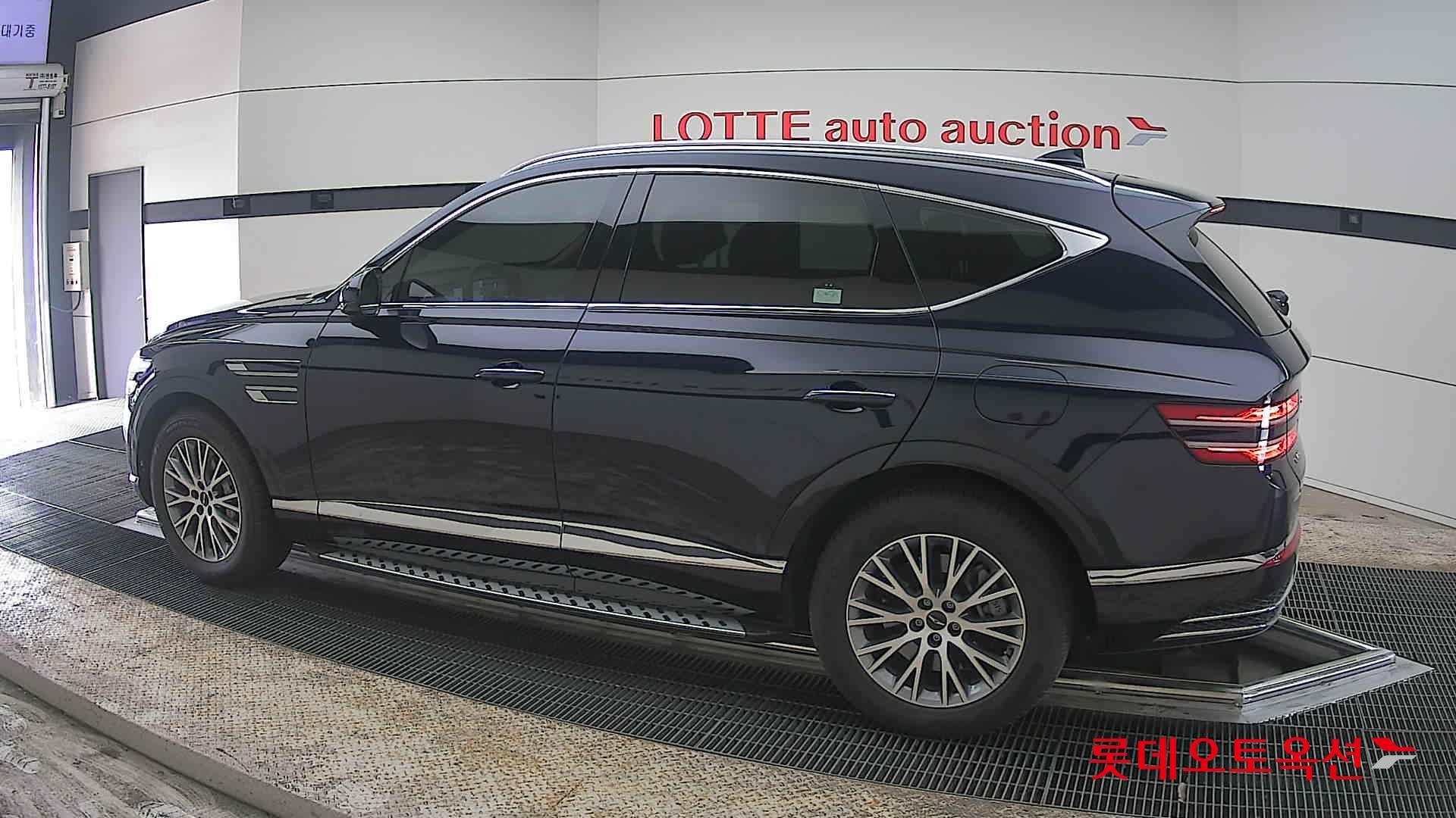 جينسس جي في 80