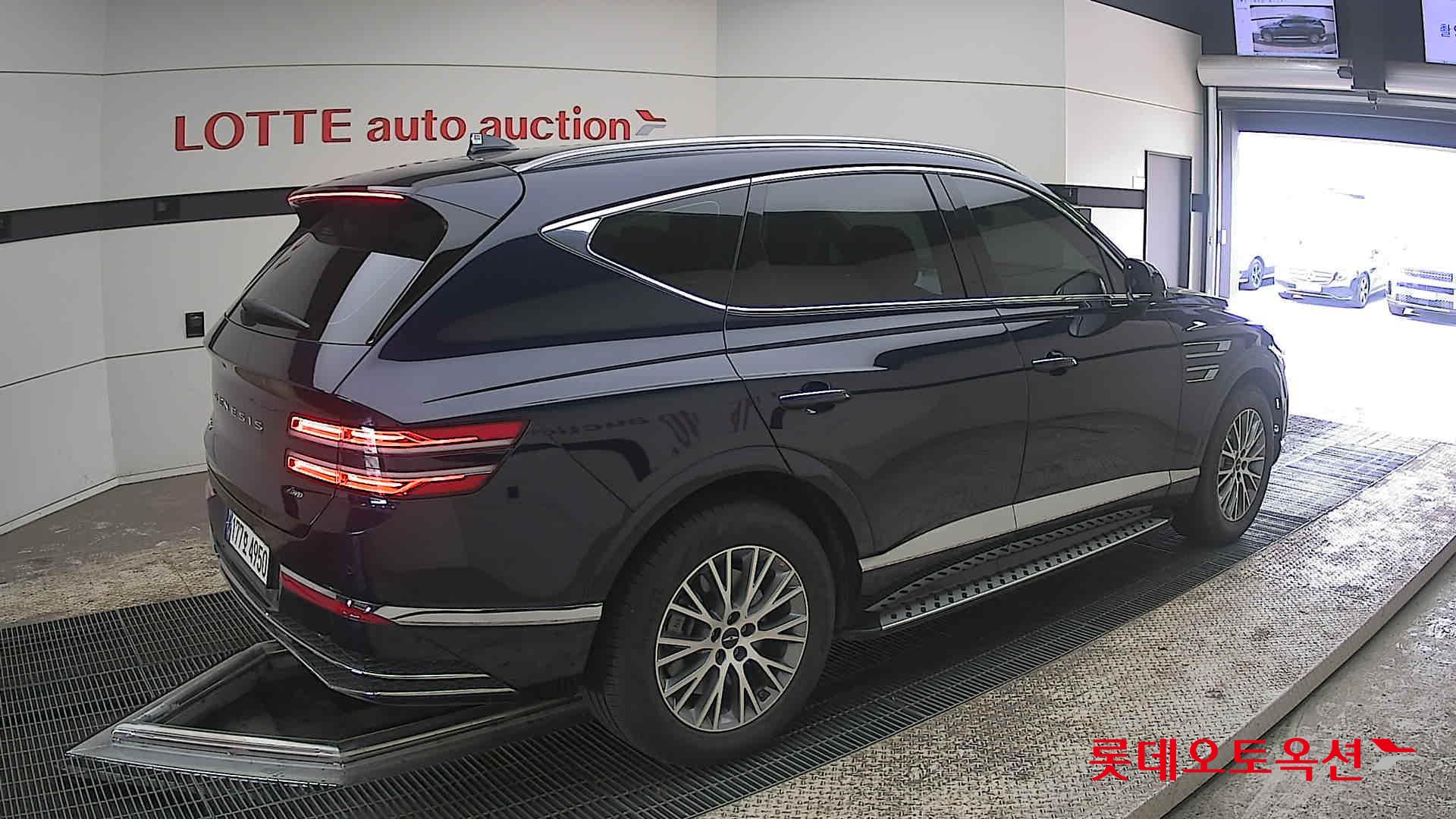 جينسس جي في 80