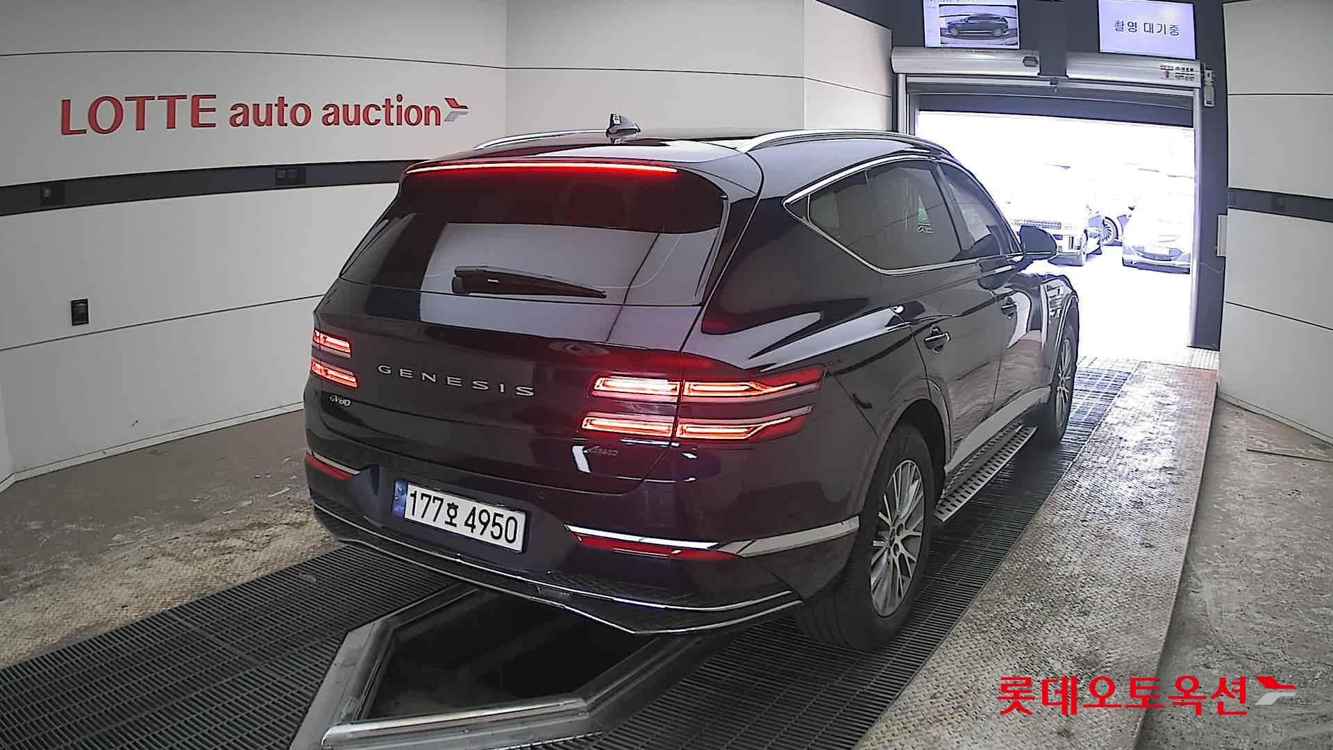 جينسس جي في 80