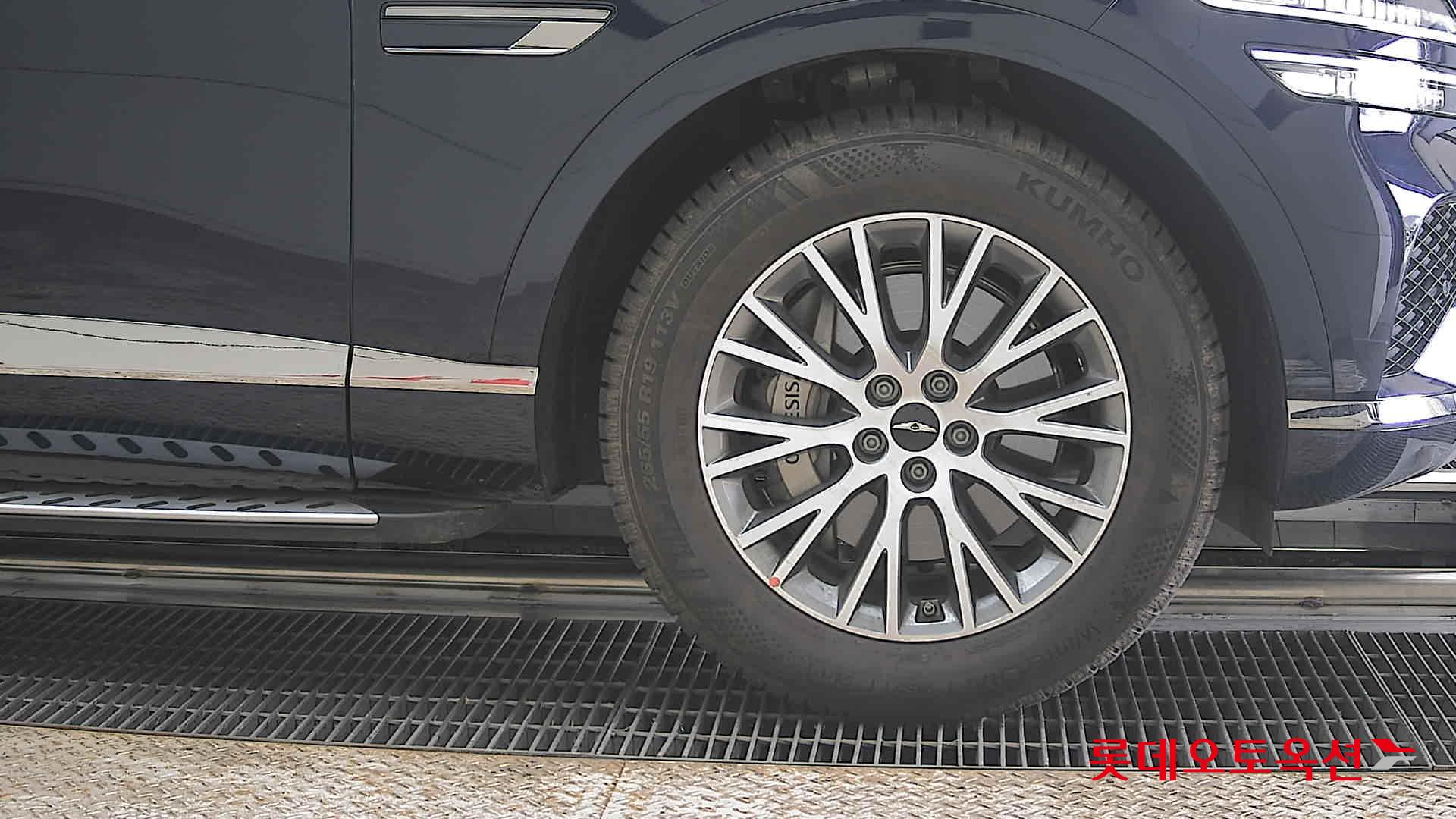 جينسس جي في 80