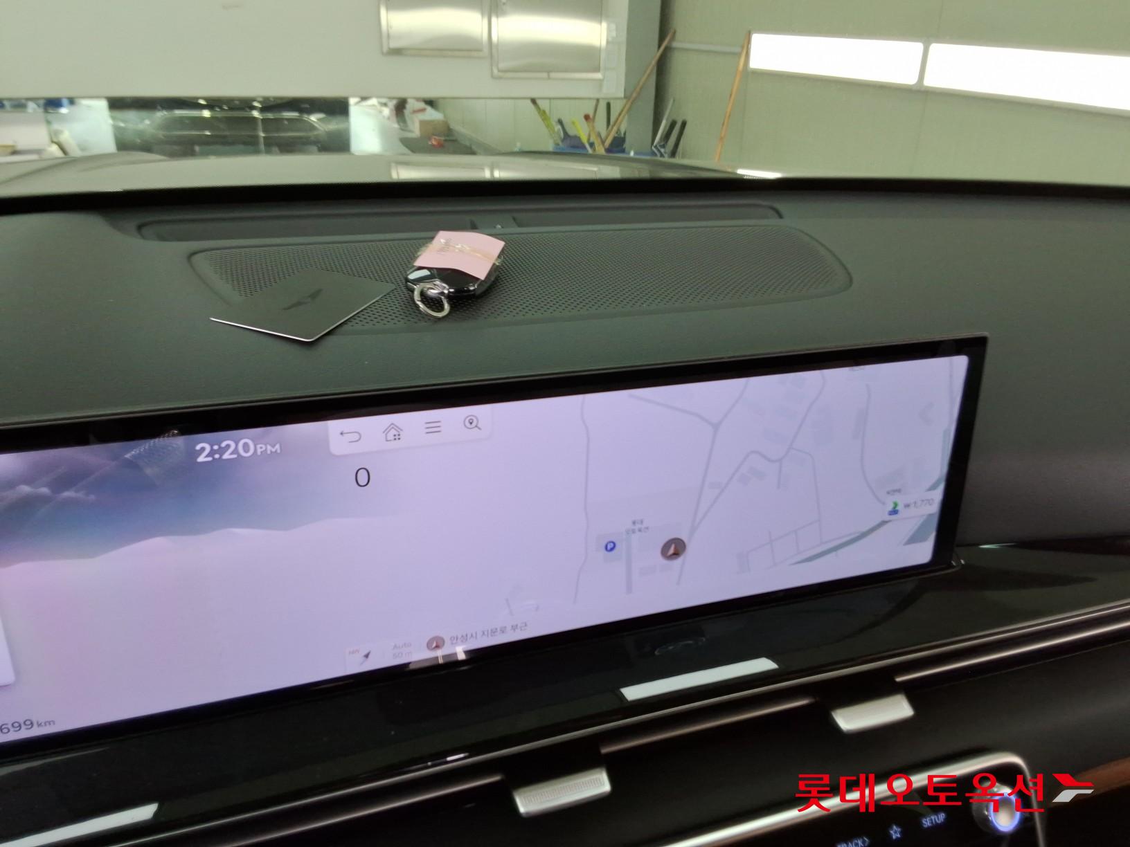 جينسس جي في 80