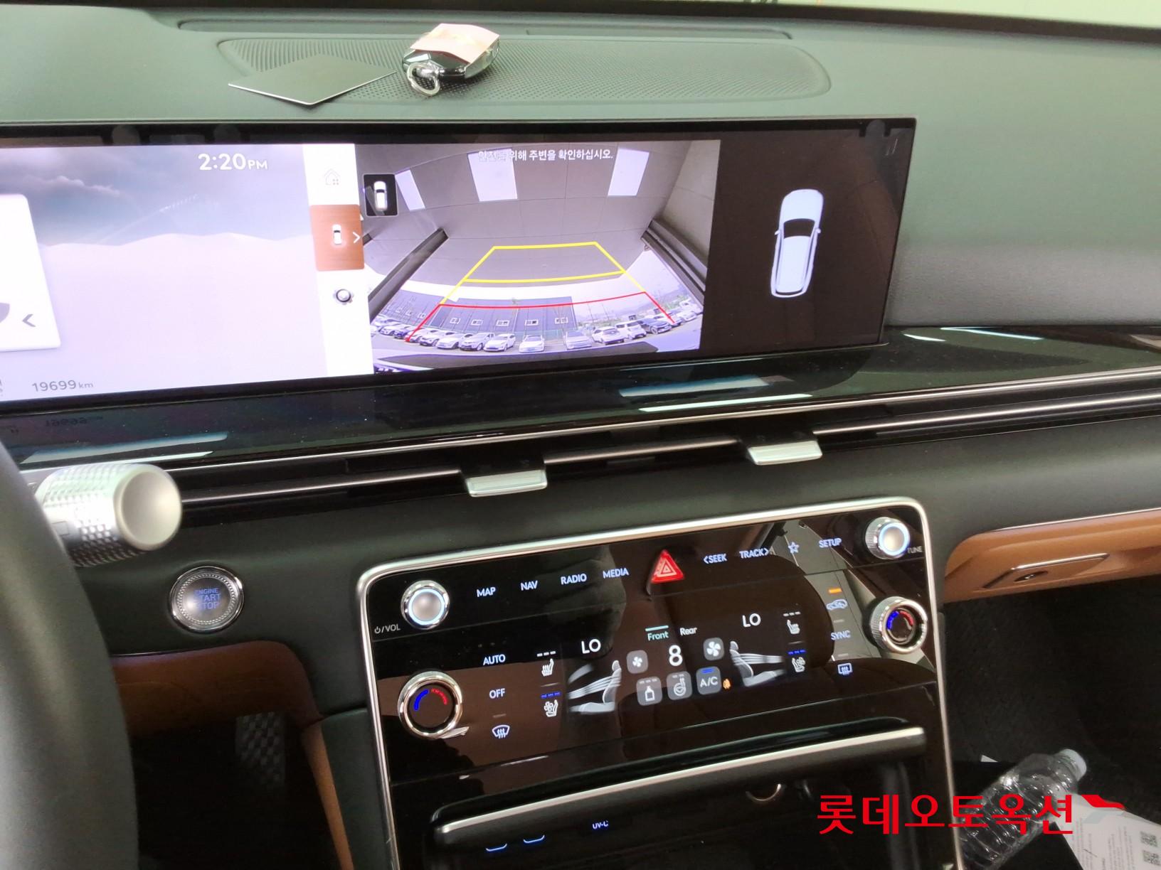 جينسس جي في 80