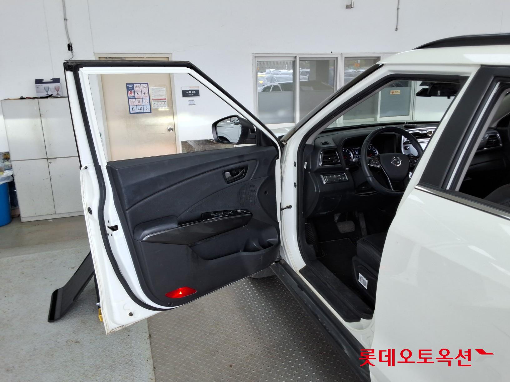 سانغ يونغ تيفولي