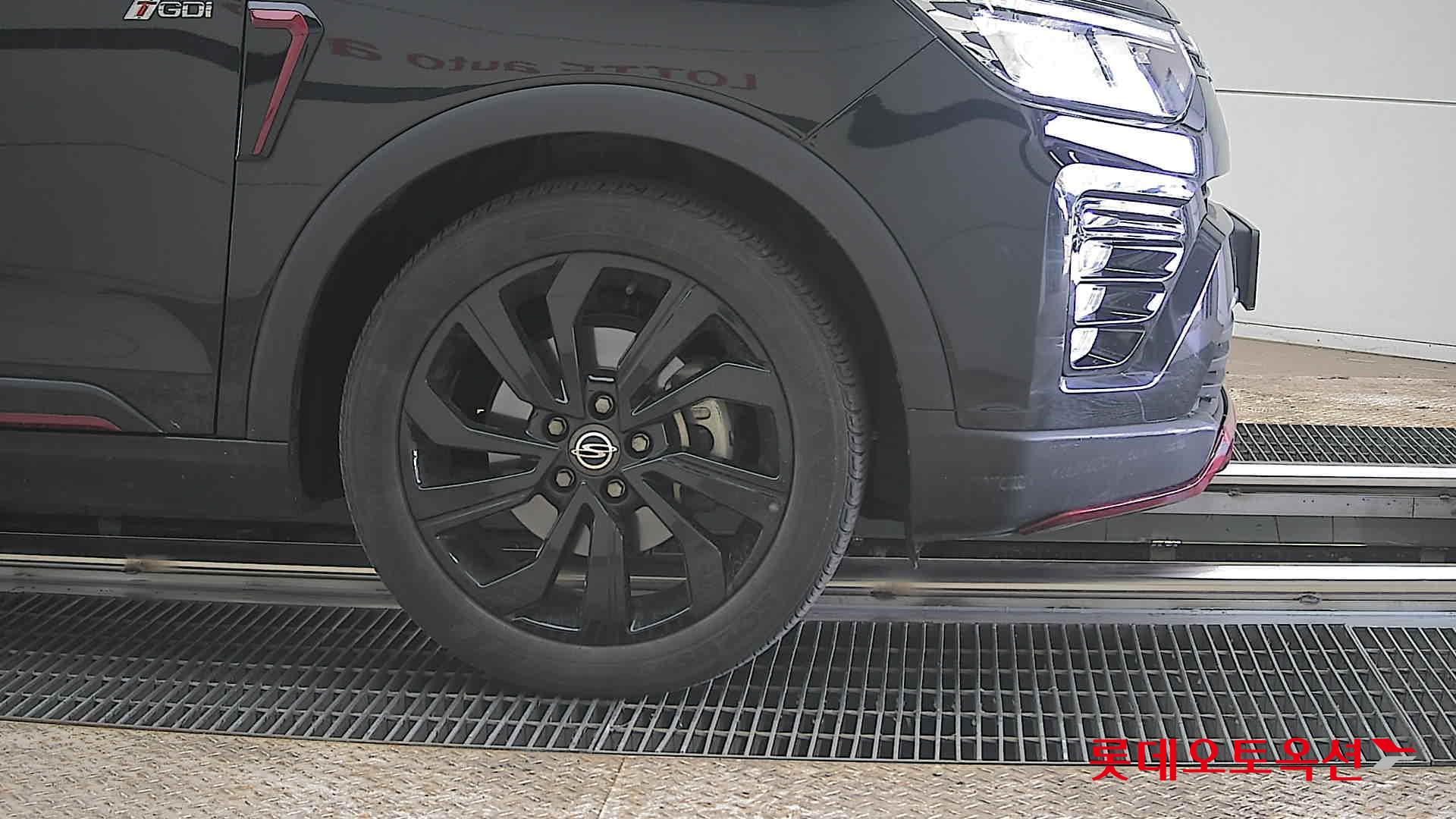 سانغ يونغ تيفولي