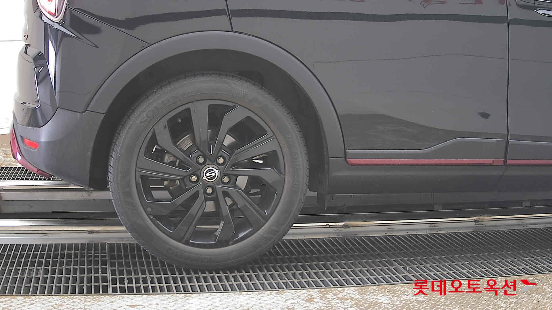 سانغ يونغ تيفولي