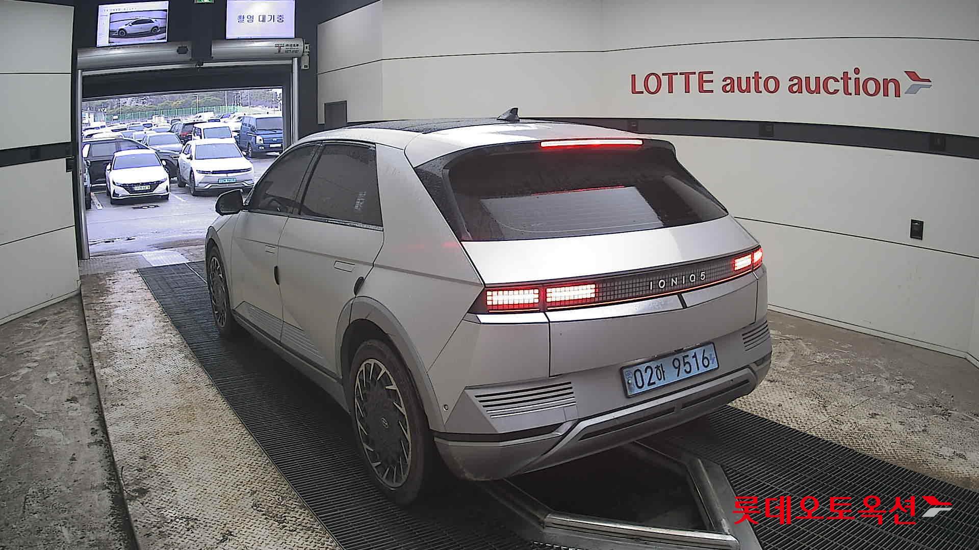 Hyundai Ioniq 5 - 16
