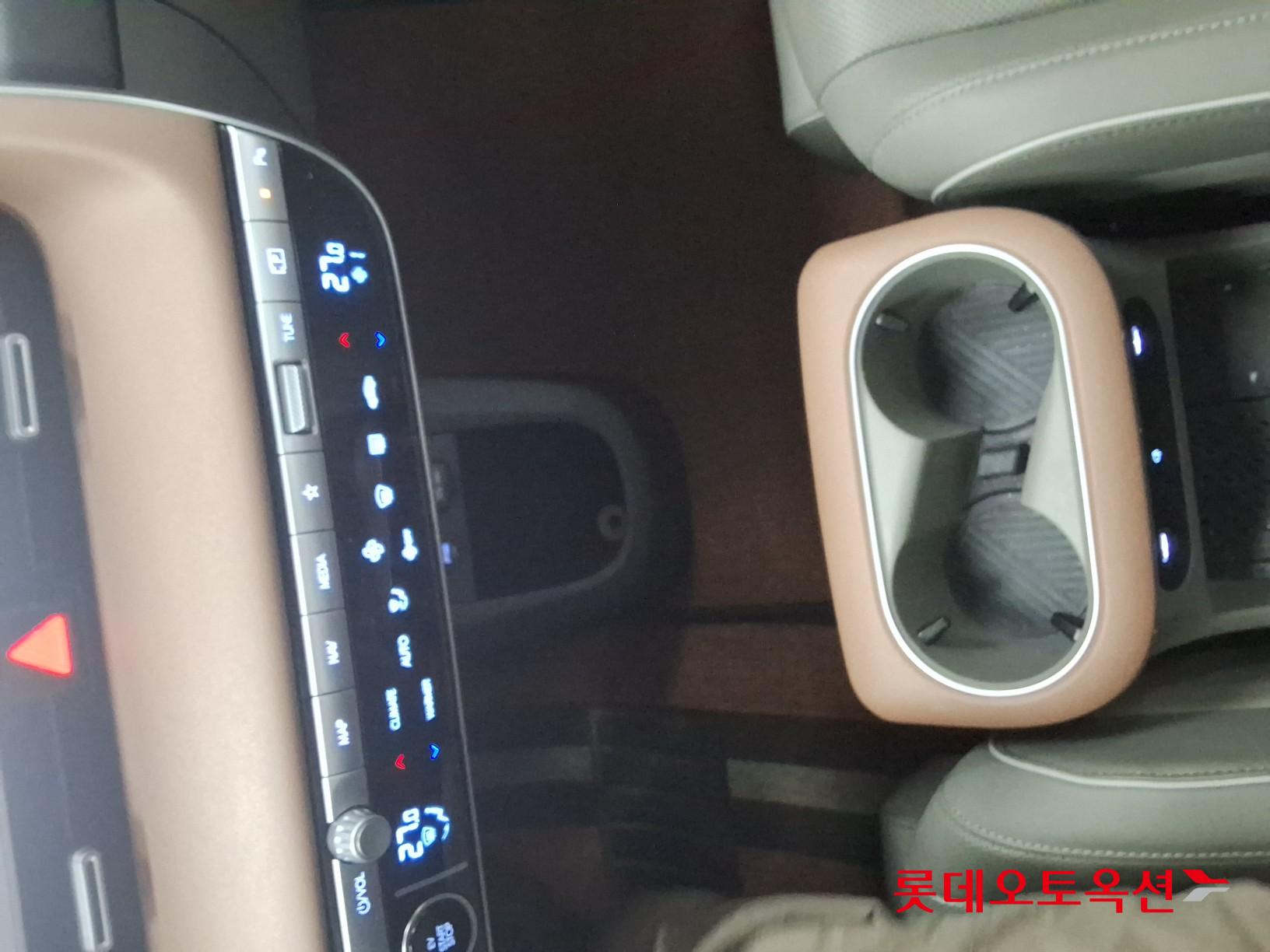 Hyundai Ioniq 5 - 32
