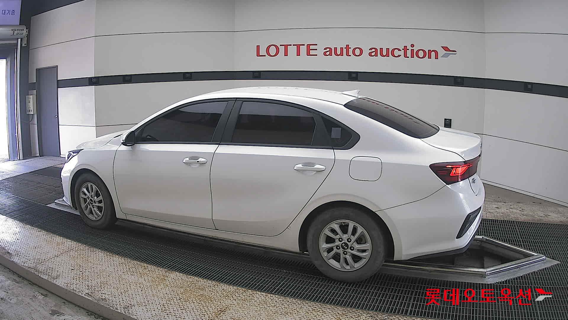 كيا K3 2020 - صورة 14