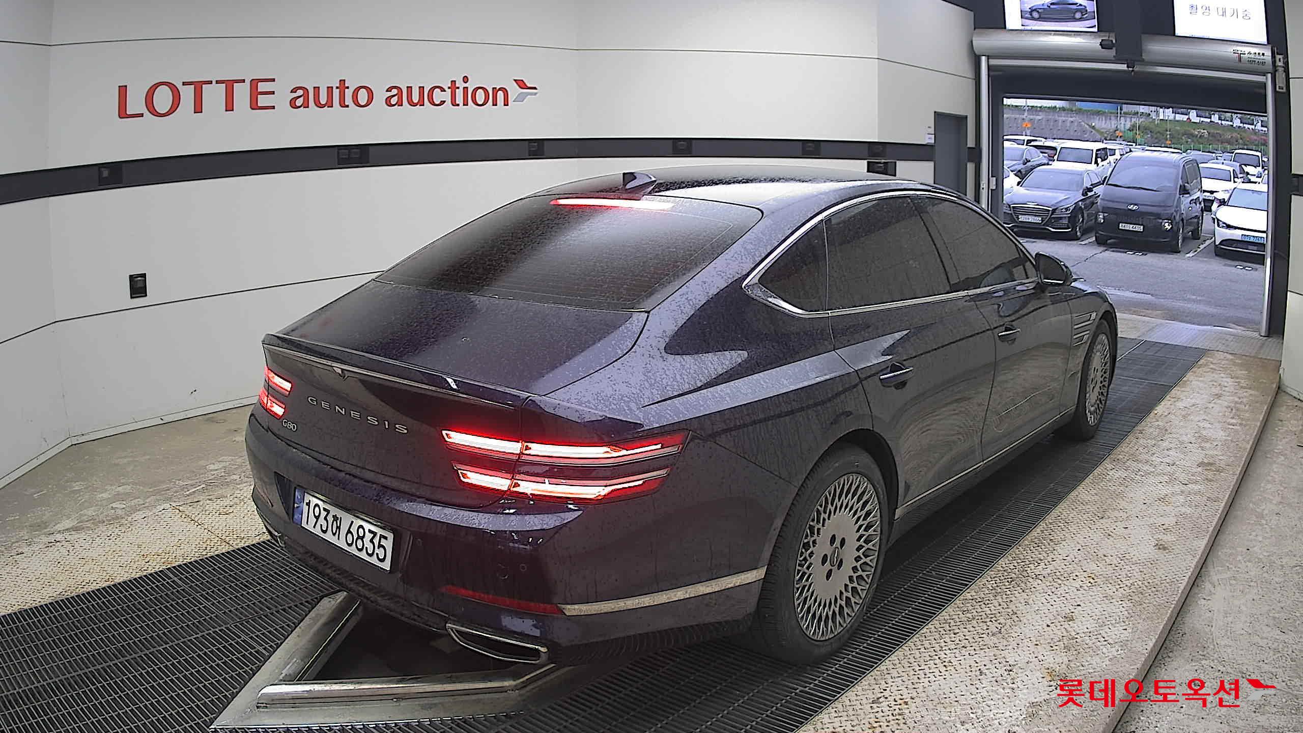 Genesis G80 - 5