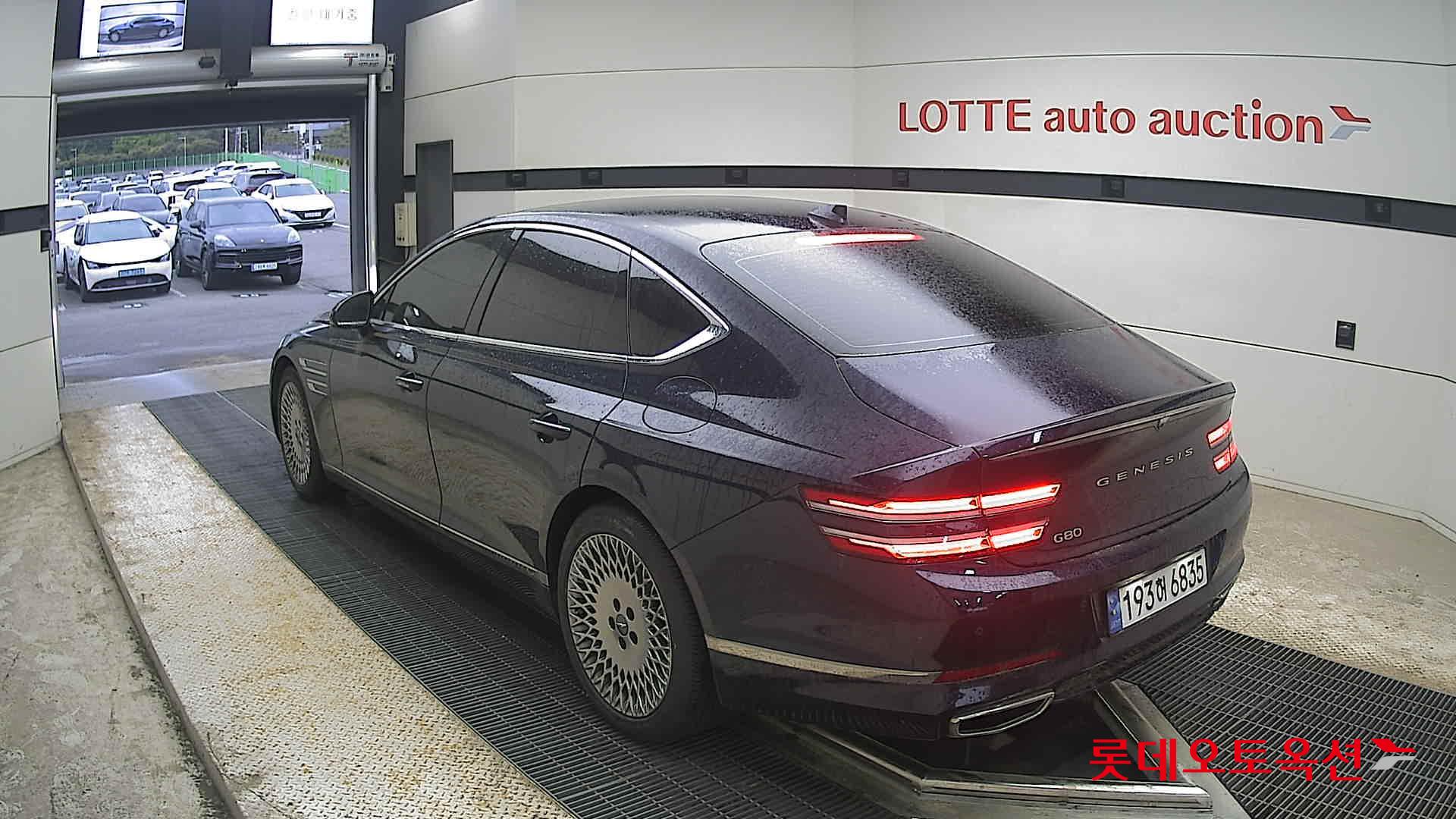 Genesis G80 - 4