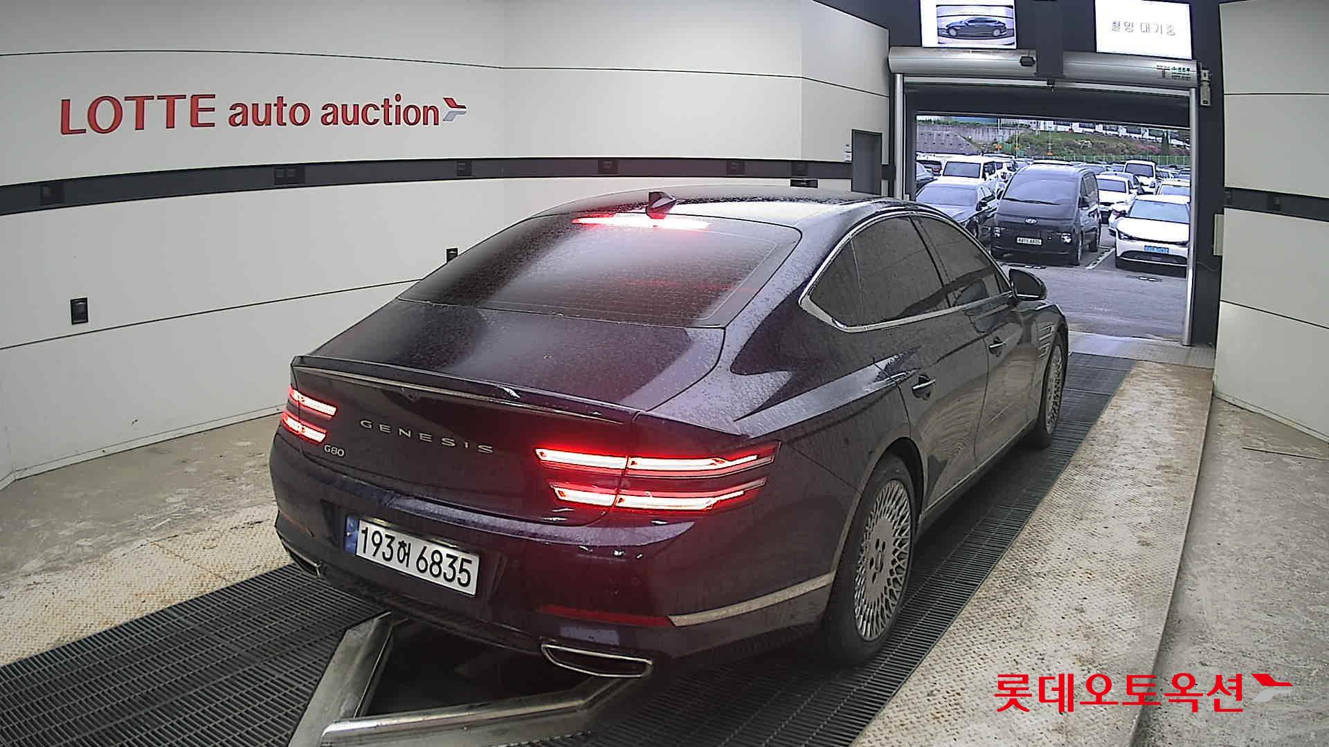 Genesis G80 - 18