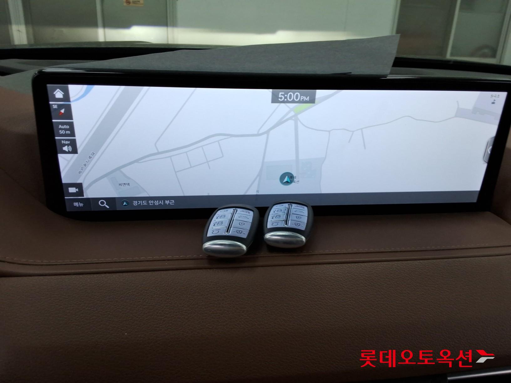 Genesis G80 - 32