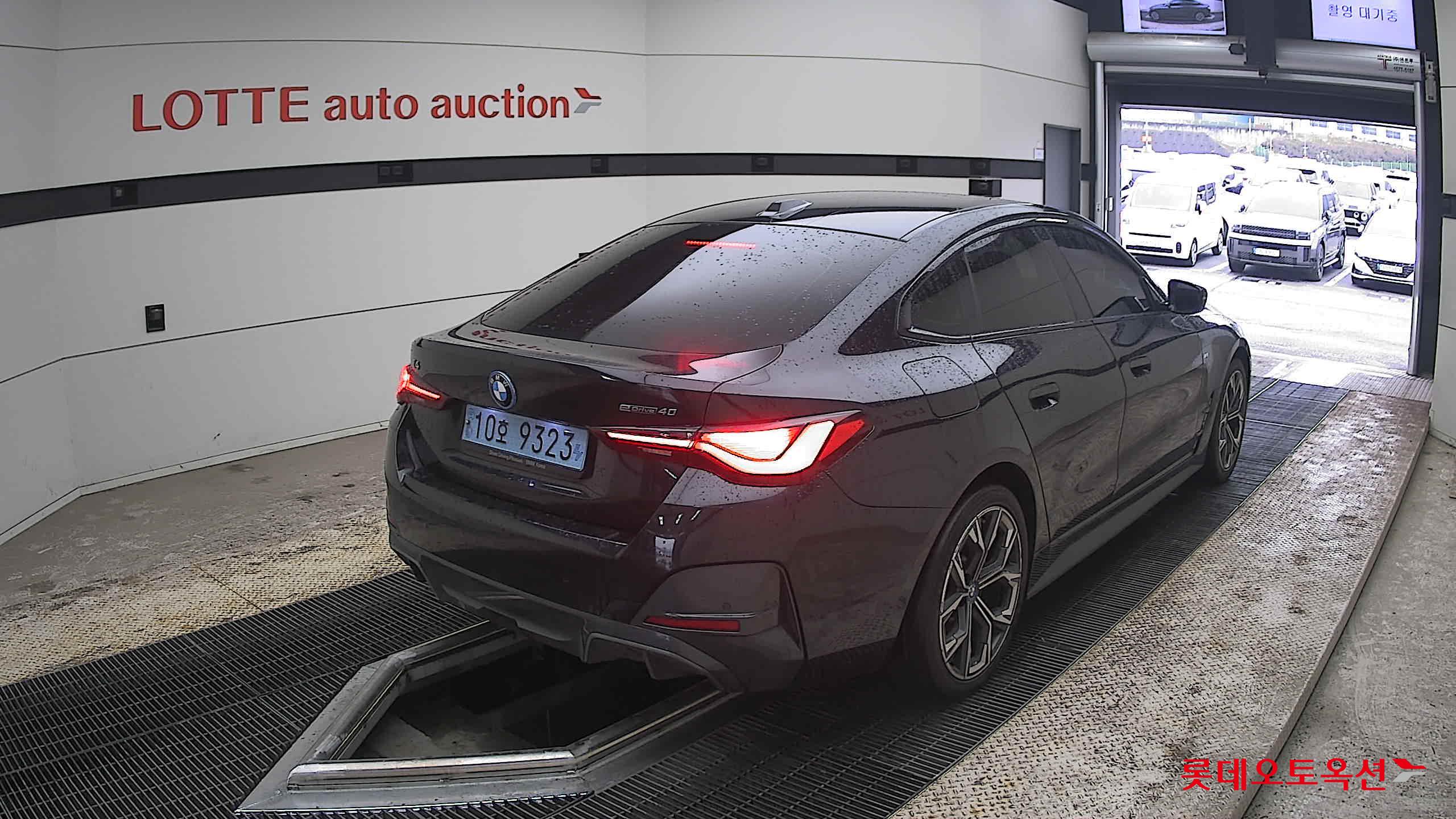BMW i4 - 5