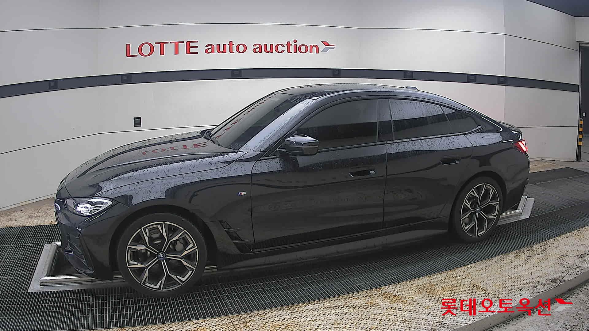 BMW i4 - 12