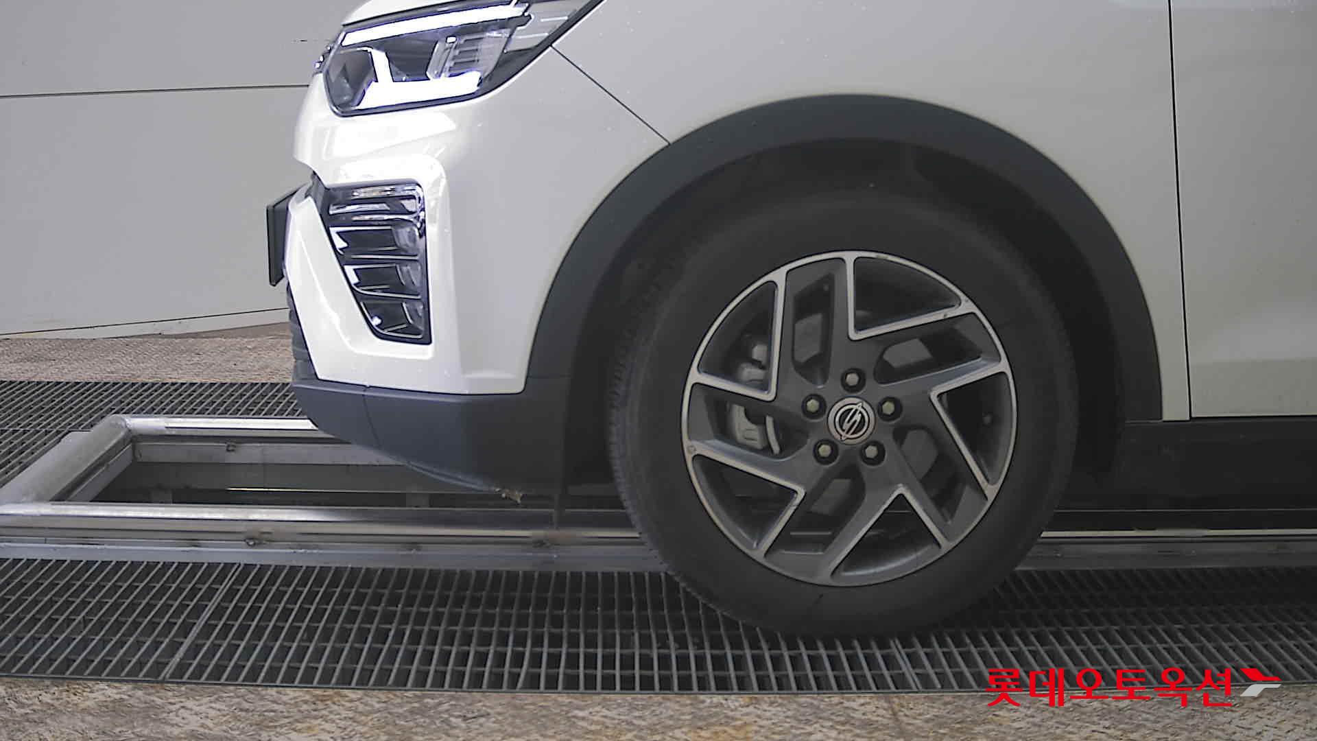 سانغ يونغ تيفولي