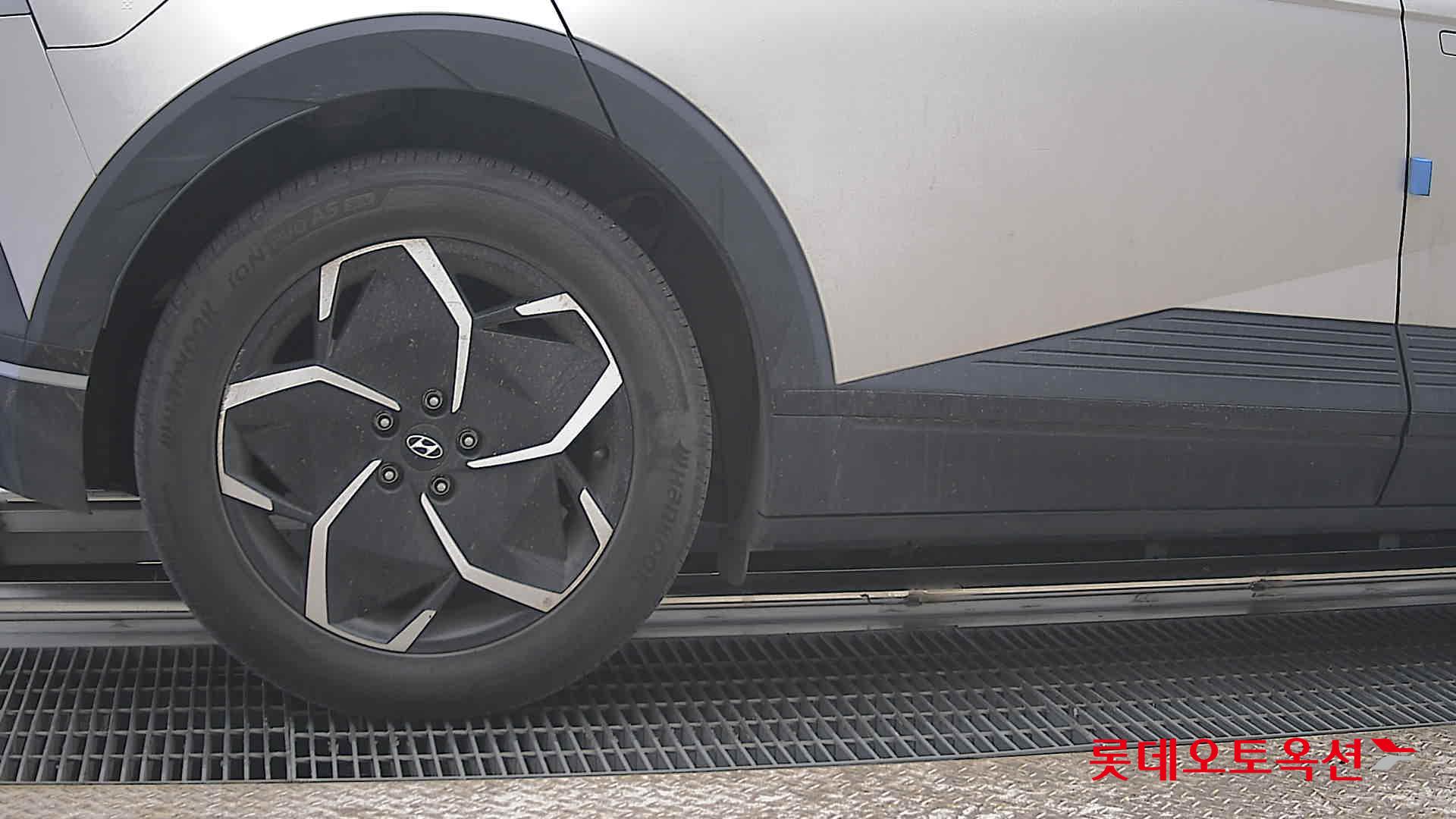 هيونداي أيونيك