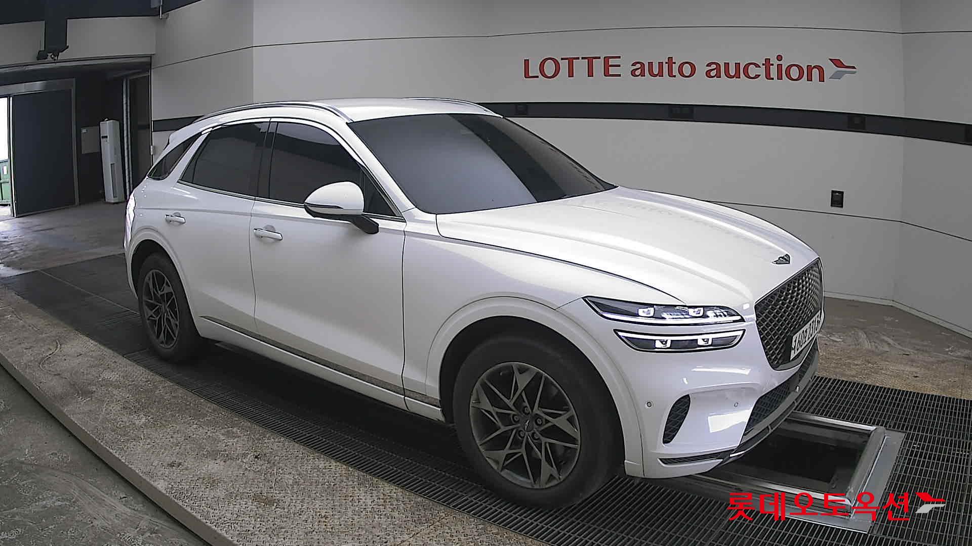 جينسس جي في 70