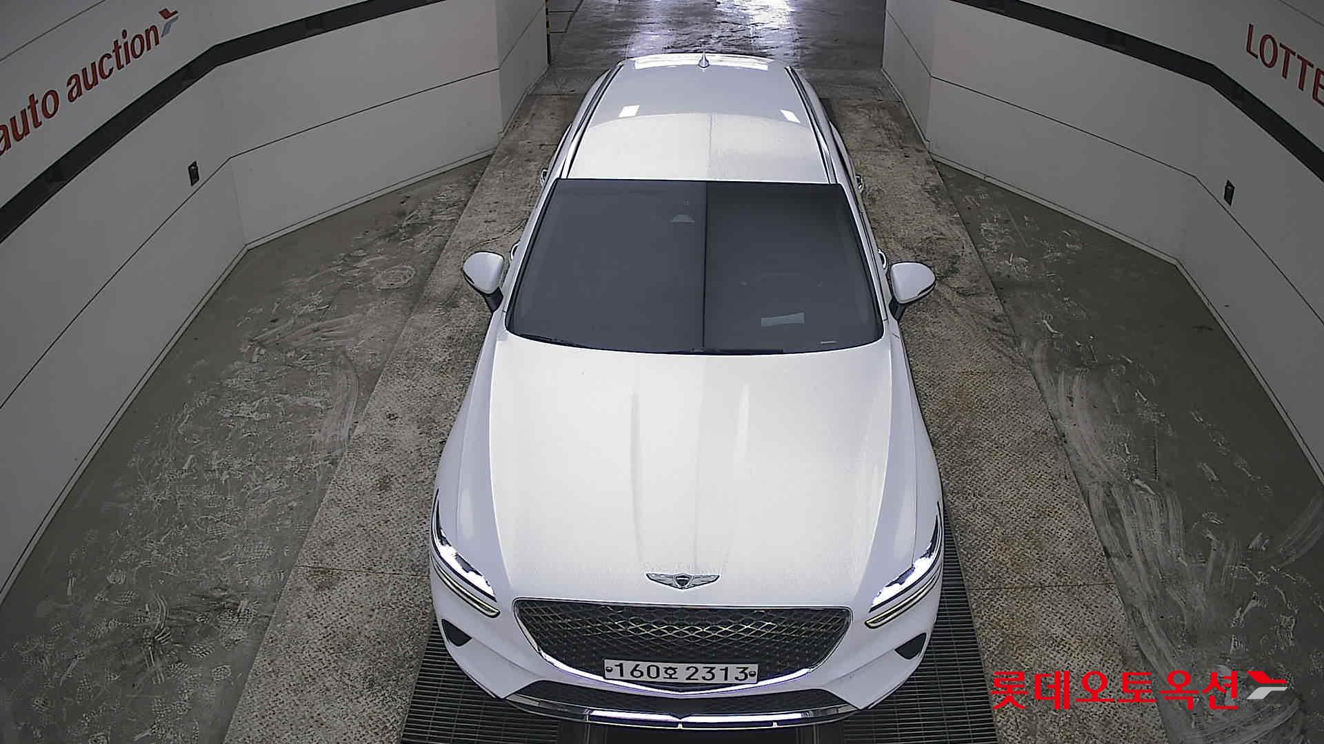 جينسس جي في 70