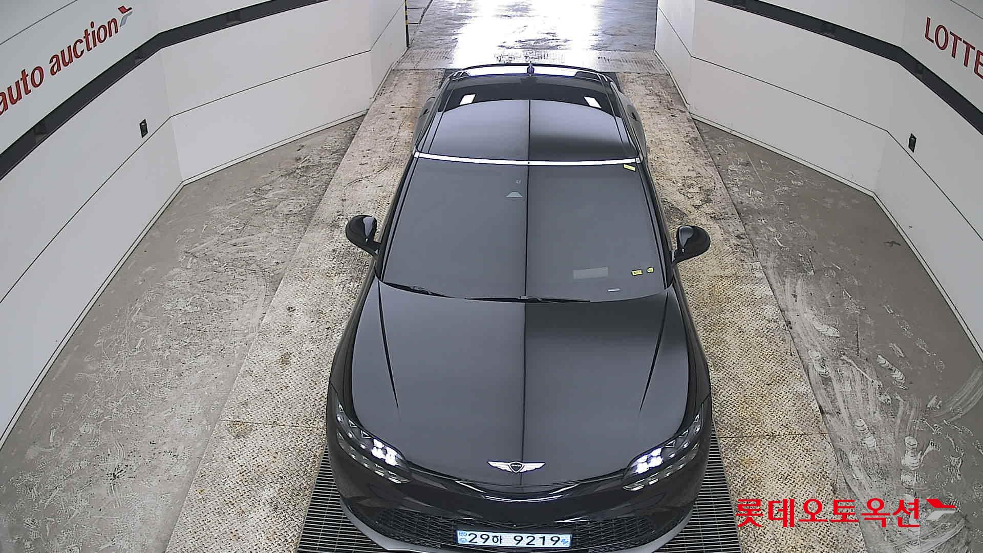 جينسس جي في 60