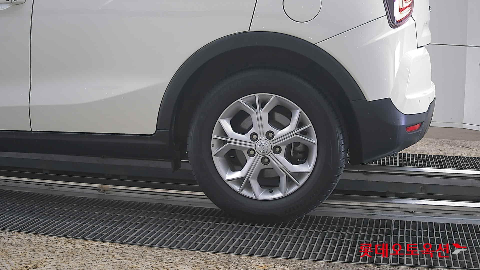 سانغ يونغ تيفولي